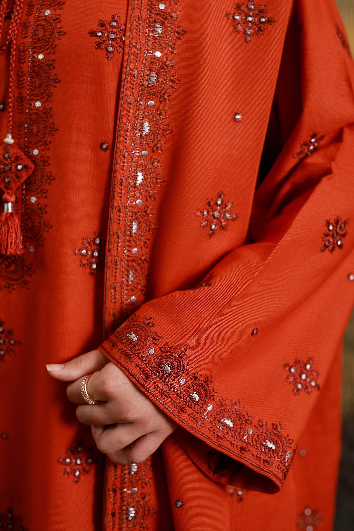 3 Piece - Embroidered Slub Khaddar Suit - C6407 - Shop Now at Kayseria