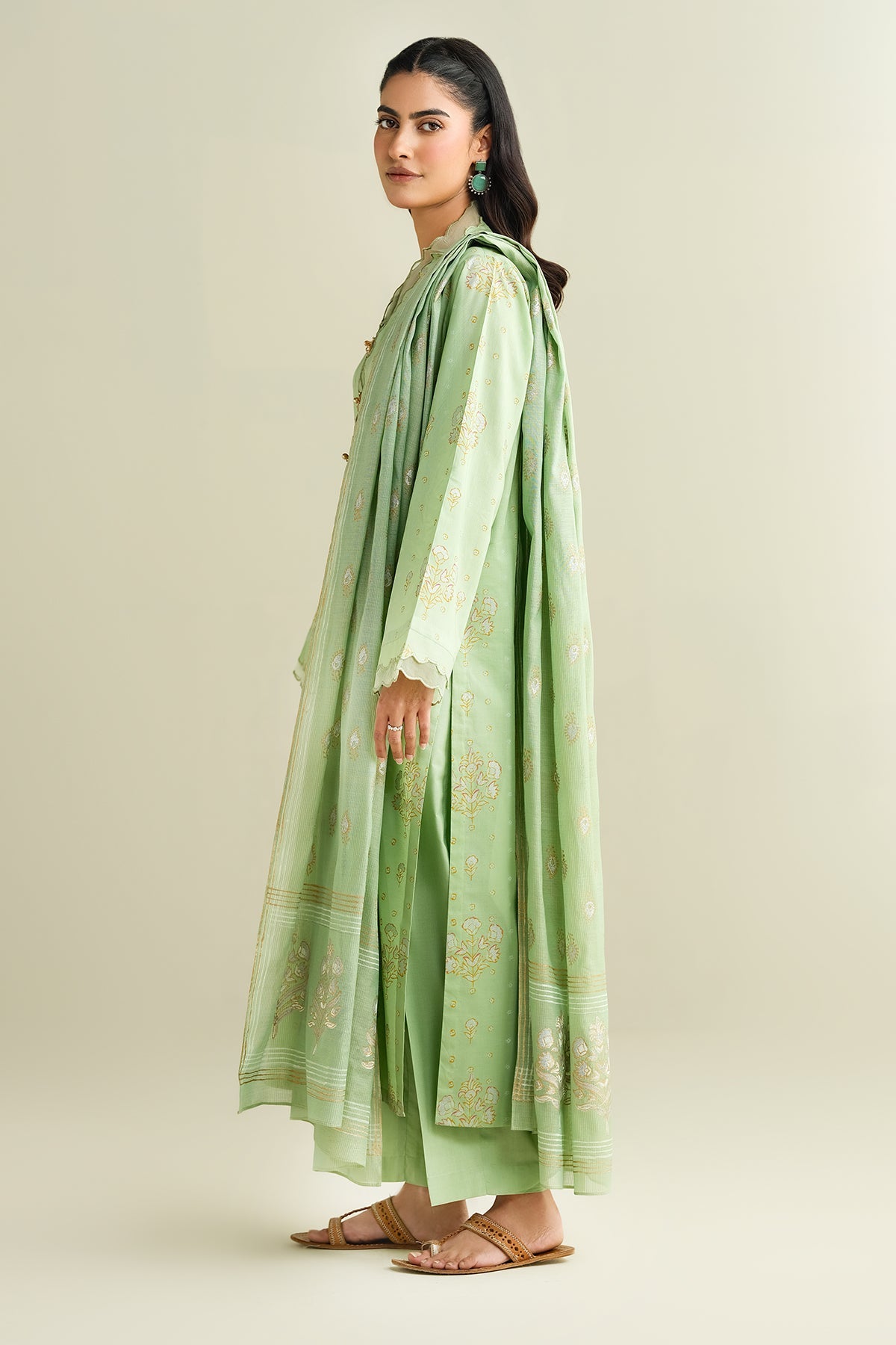 3 Piece - Printed Lawn Suit - C6191 - Shop Now at Kayseria