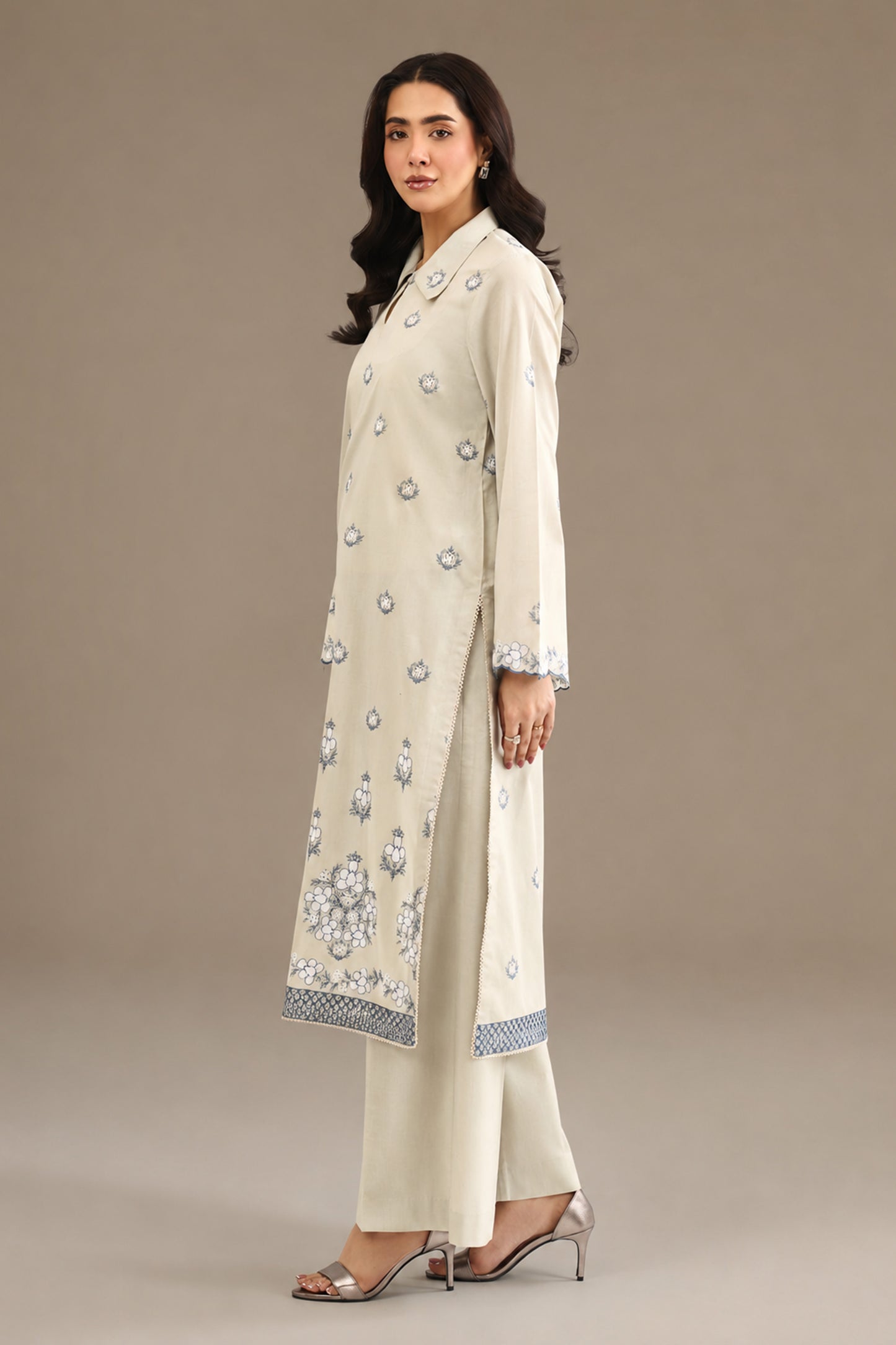 LAWN | EMBROIDERED