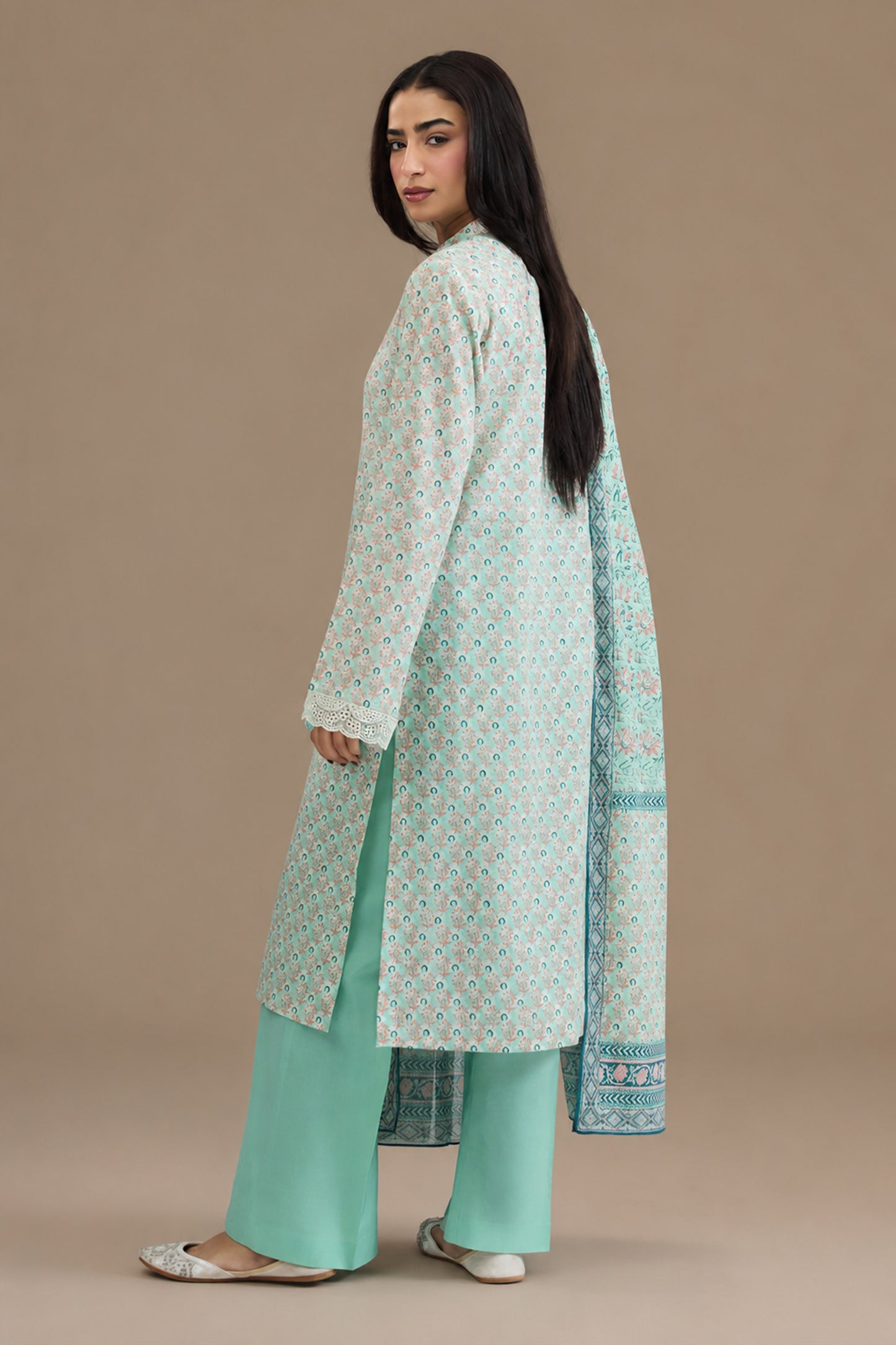 LAWN | EMBROIDERED