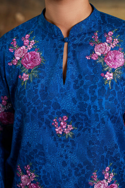 2 Piece - Printed & Embroidered Khaddar Suit - C6345 - Shop Now at Kayseria