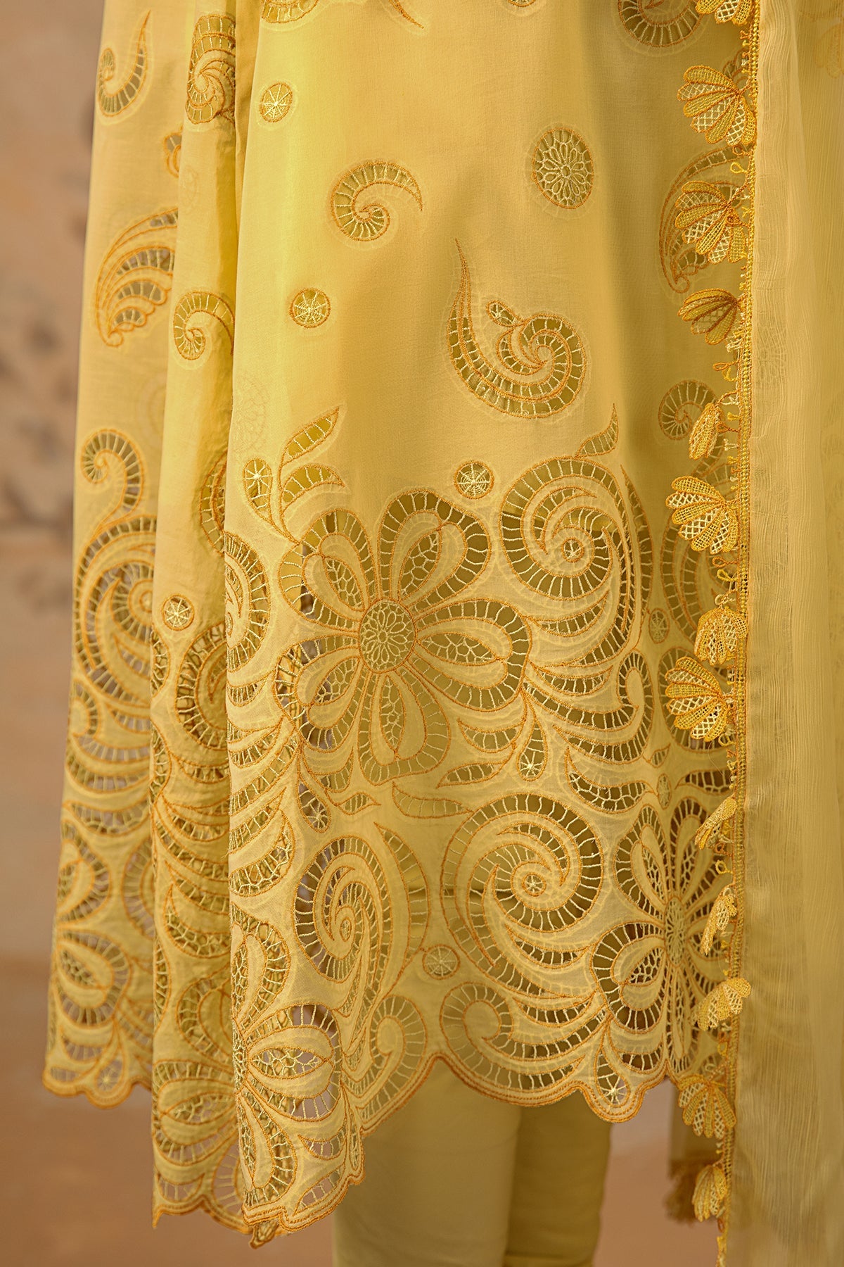 4 Piece - Embroidered Pure Voile Suit - MC1608-2 - Shop Now at Kayseria