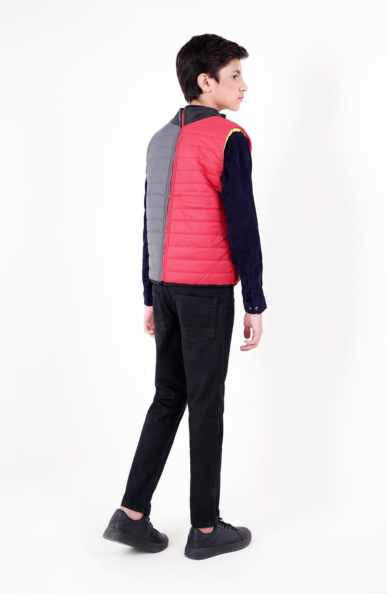 4 Way Gilet - BJ602423 - Shop Now at Leisure Club