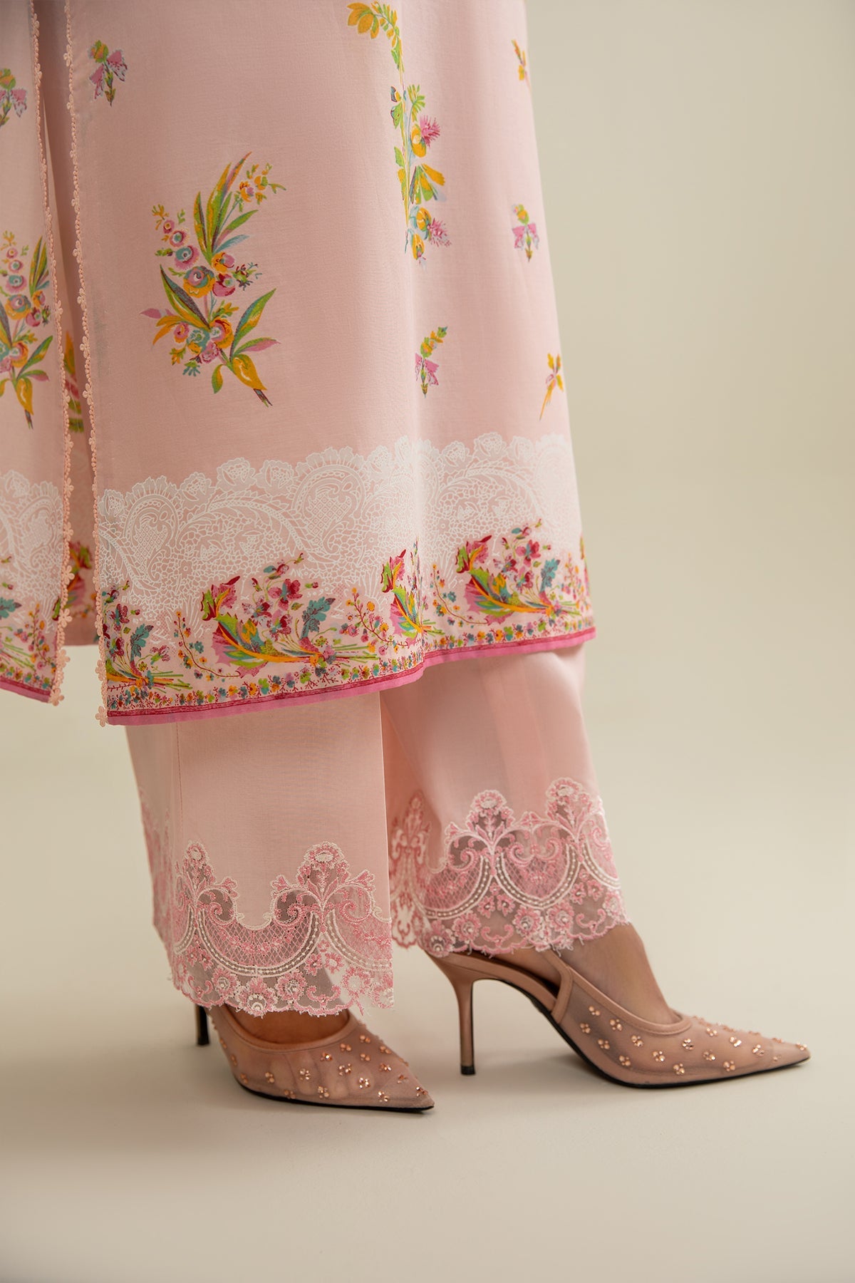 3 Piece - Embroidered Lawn Suit - C6291 - Shop Now at Kayseria