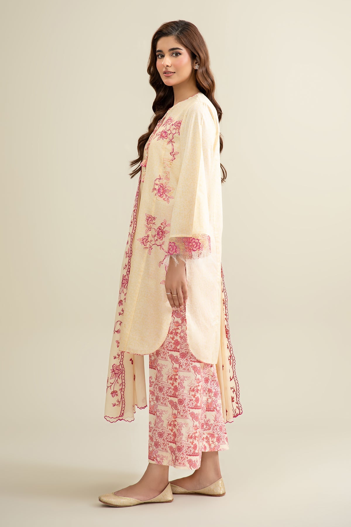3 Piece - Printed & Embroidered Lawn Suit - C6306 - Shop Now at Kayseria