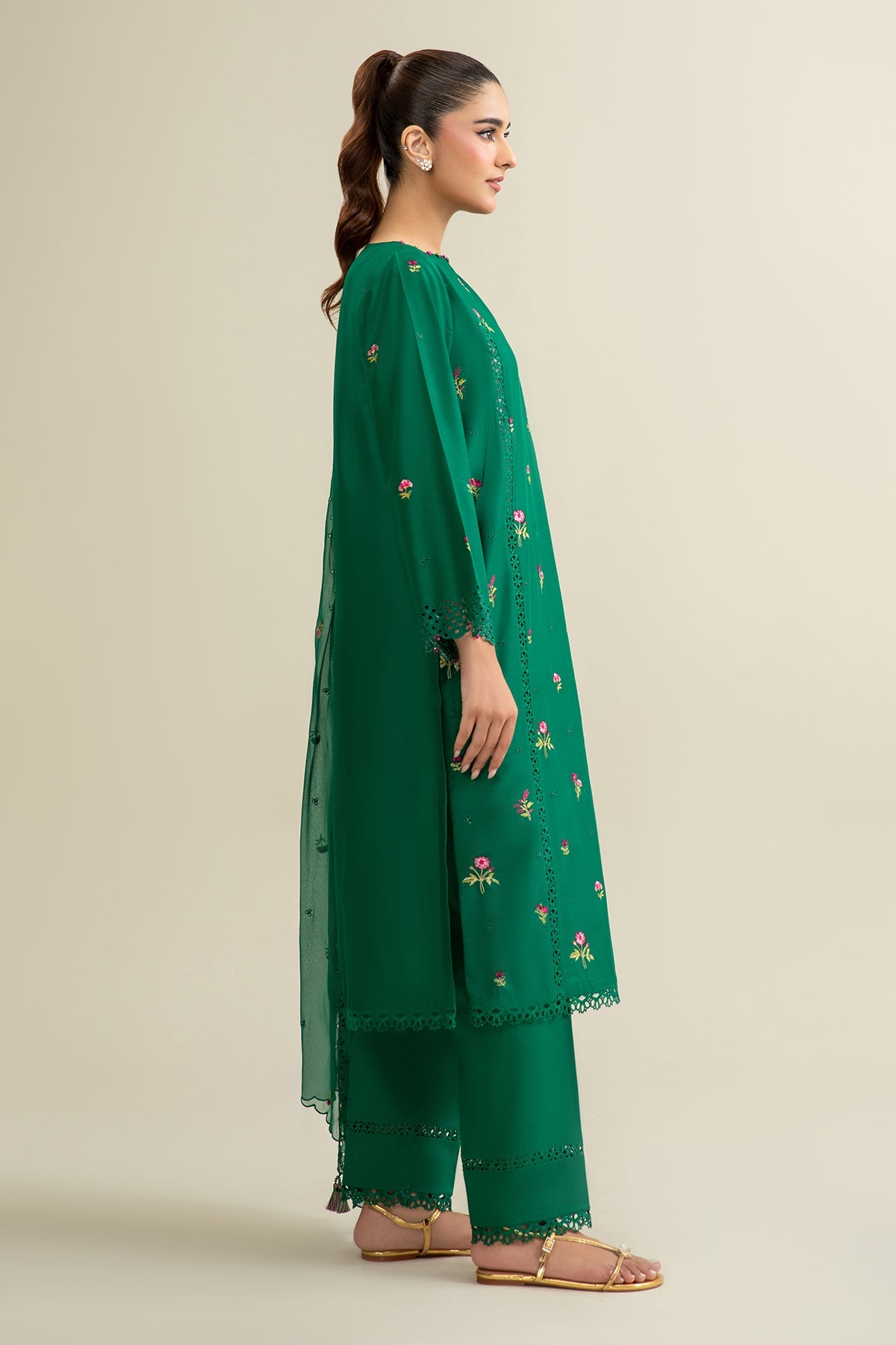3 Piece - Embroidered Suit - C6310 - Shop Now at Kayseria