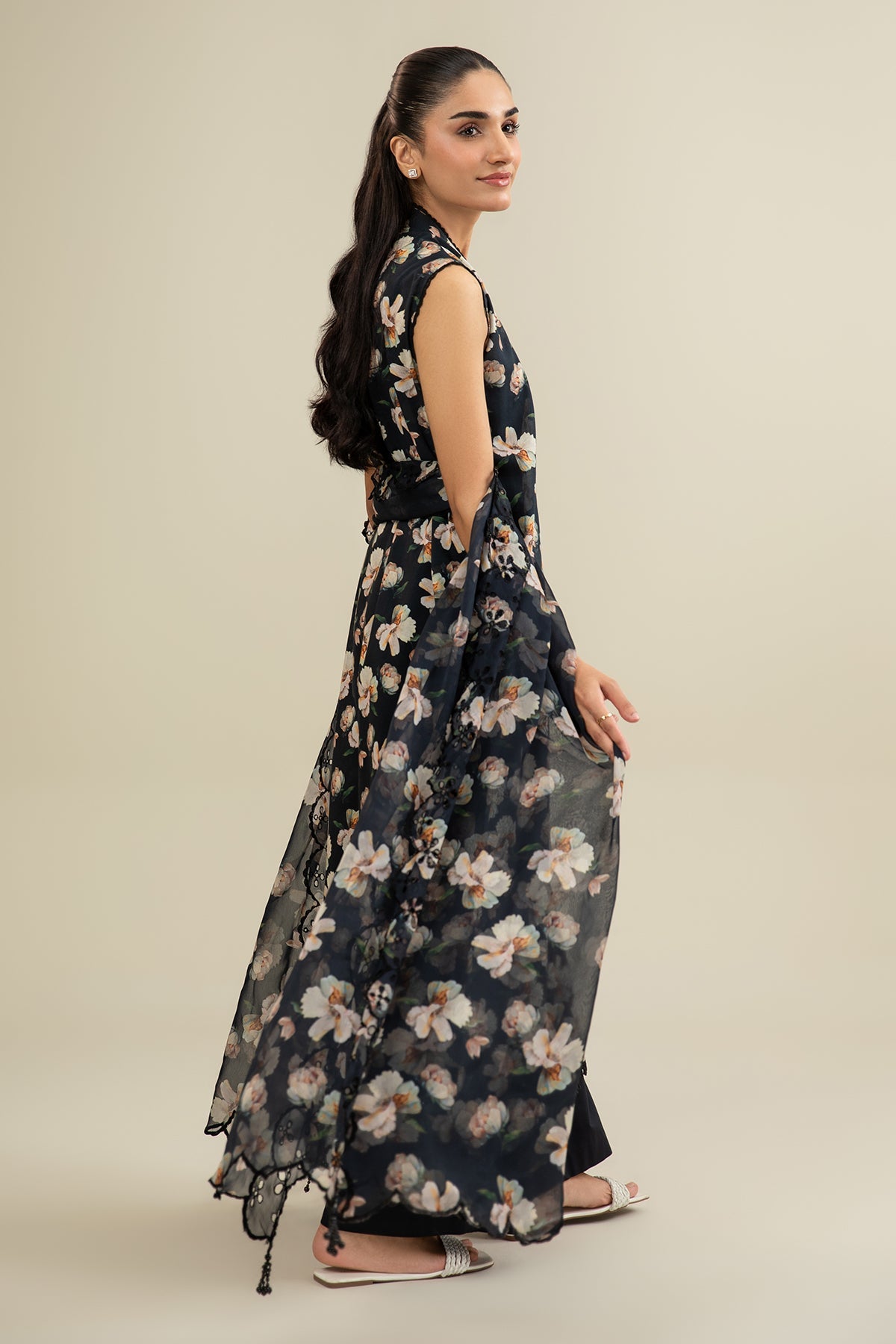 3 Piece - Printed Lawn Suit - C6314 - Shop Now at Kayseria