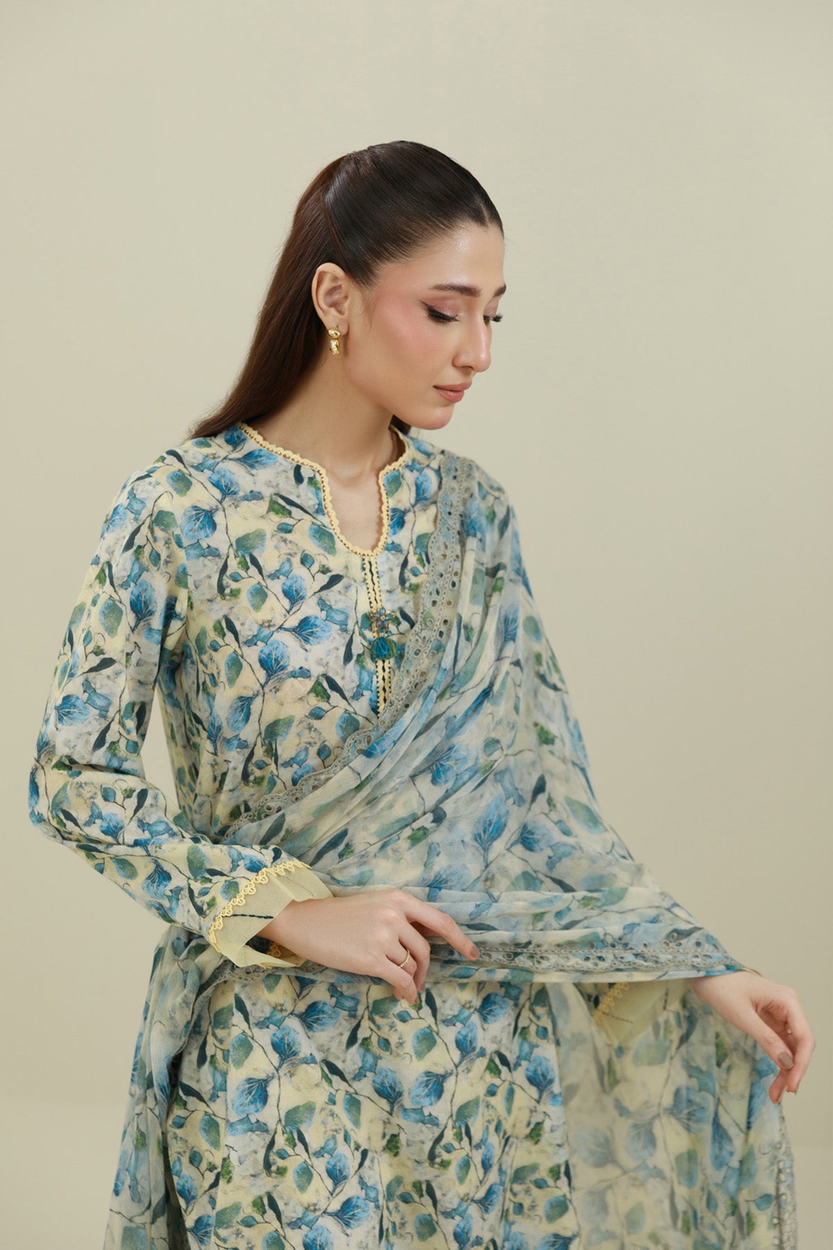 LAWN | EMBROIDERED - Shop Now at Kayseria