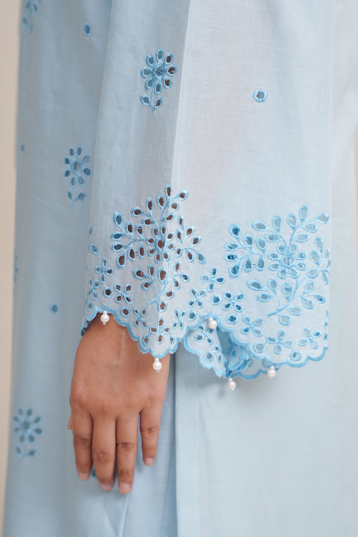 3 Piece - Embroidered Suit - C6323 - Shop Now at Kayseria