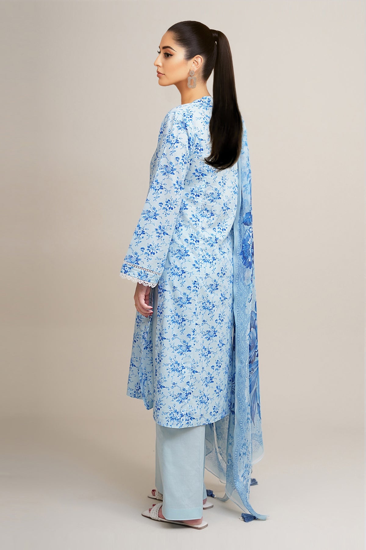3 Piece - Printed Lawn Suit - C6324 - Shop Now at Kayseria
