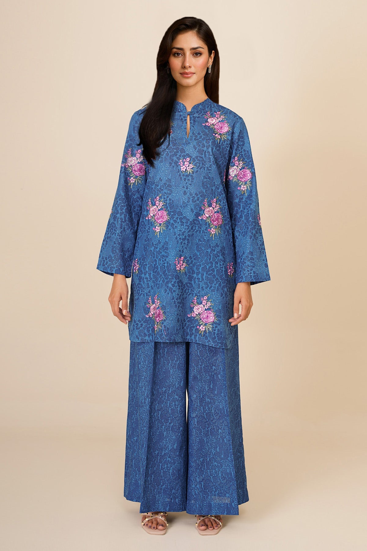2 Piece - Printed & Embroidered Khaddar Suit - C6345 - Shop Now at Kayseria