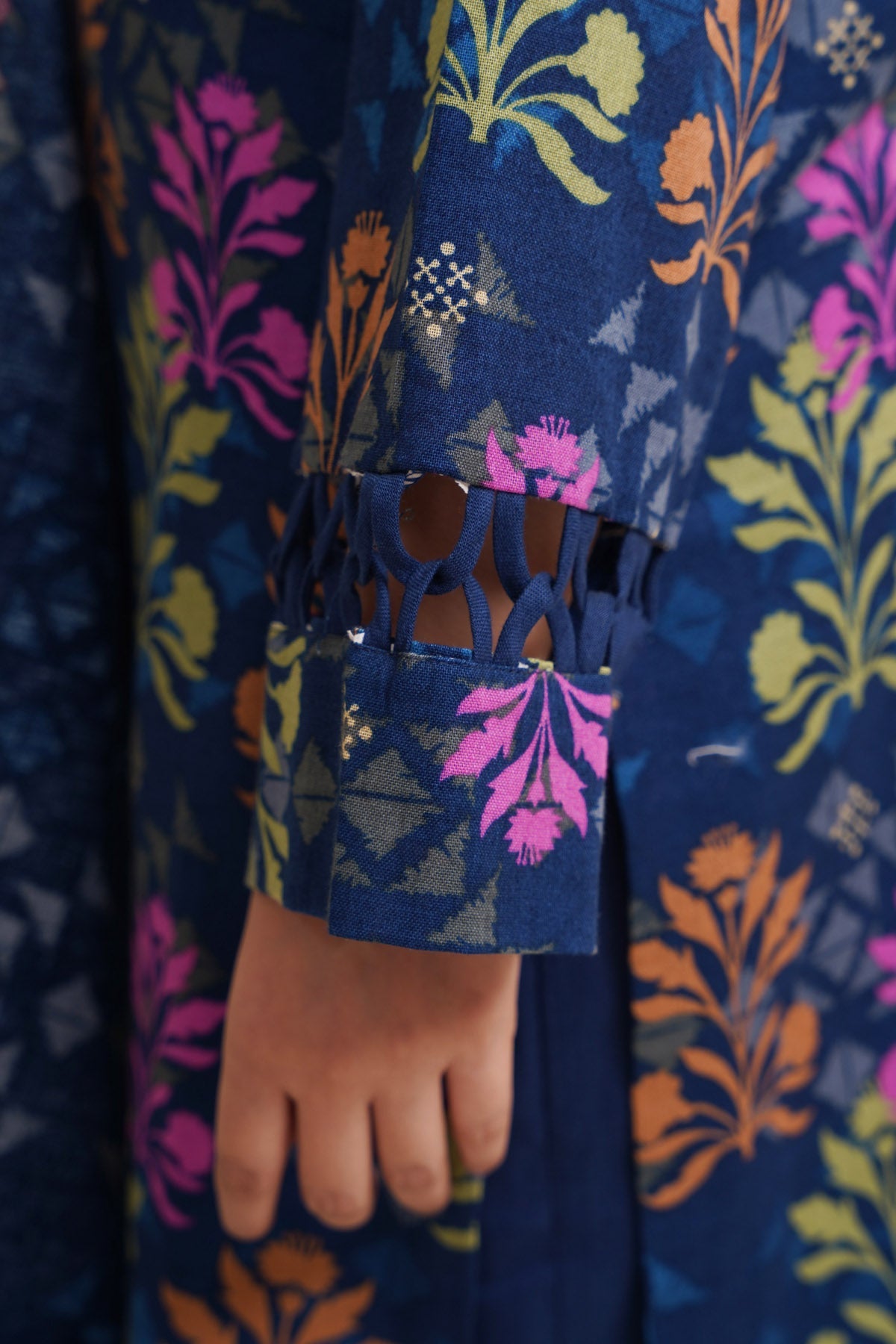 3 Piece - Printed Khaddar Suit - C6374 - Shop Now at Kayseria