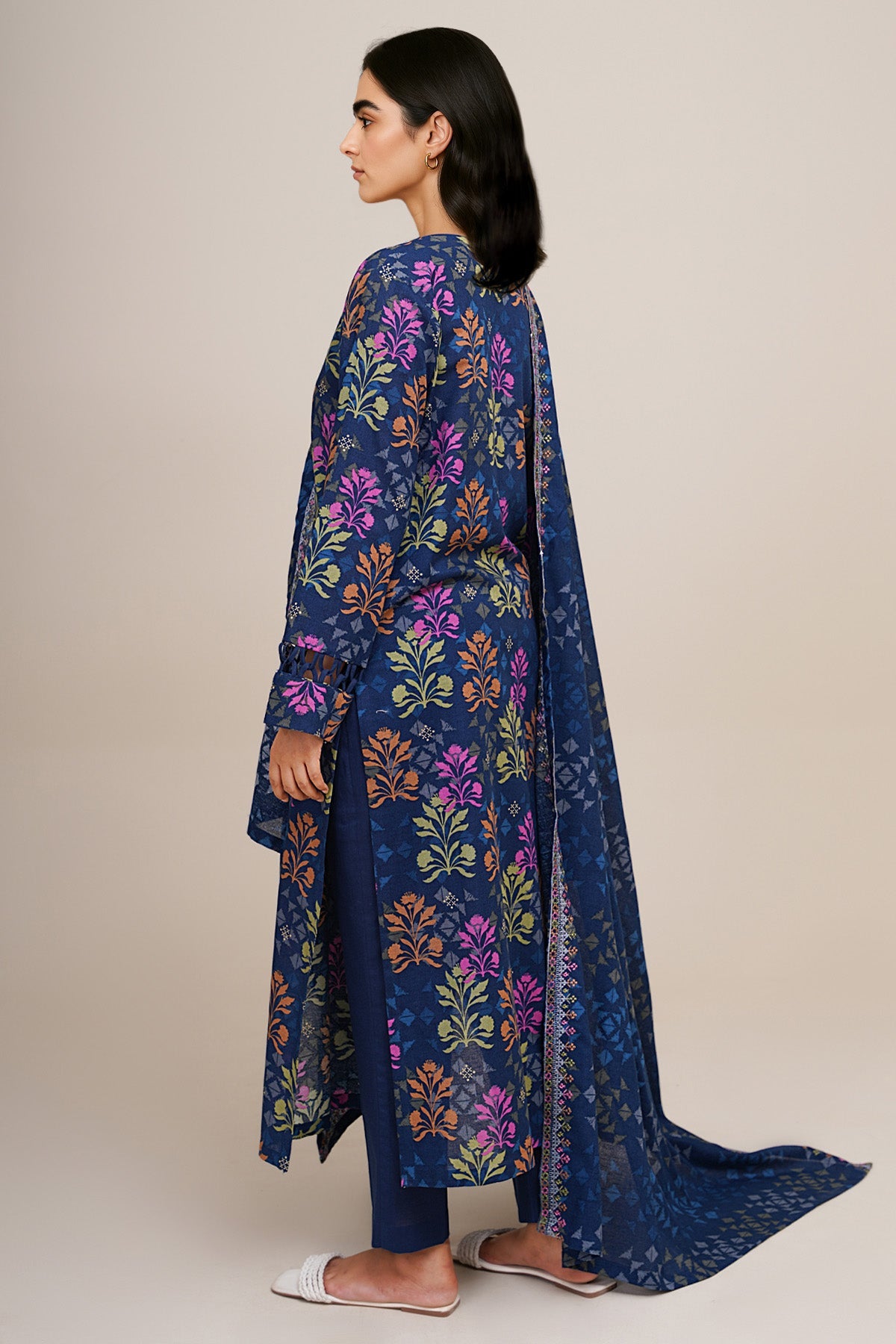 3 Piece - Printed Khaddar Suit - C6374 - Shop Now at Kayseria
