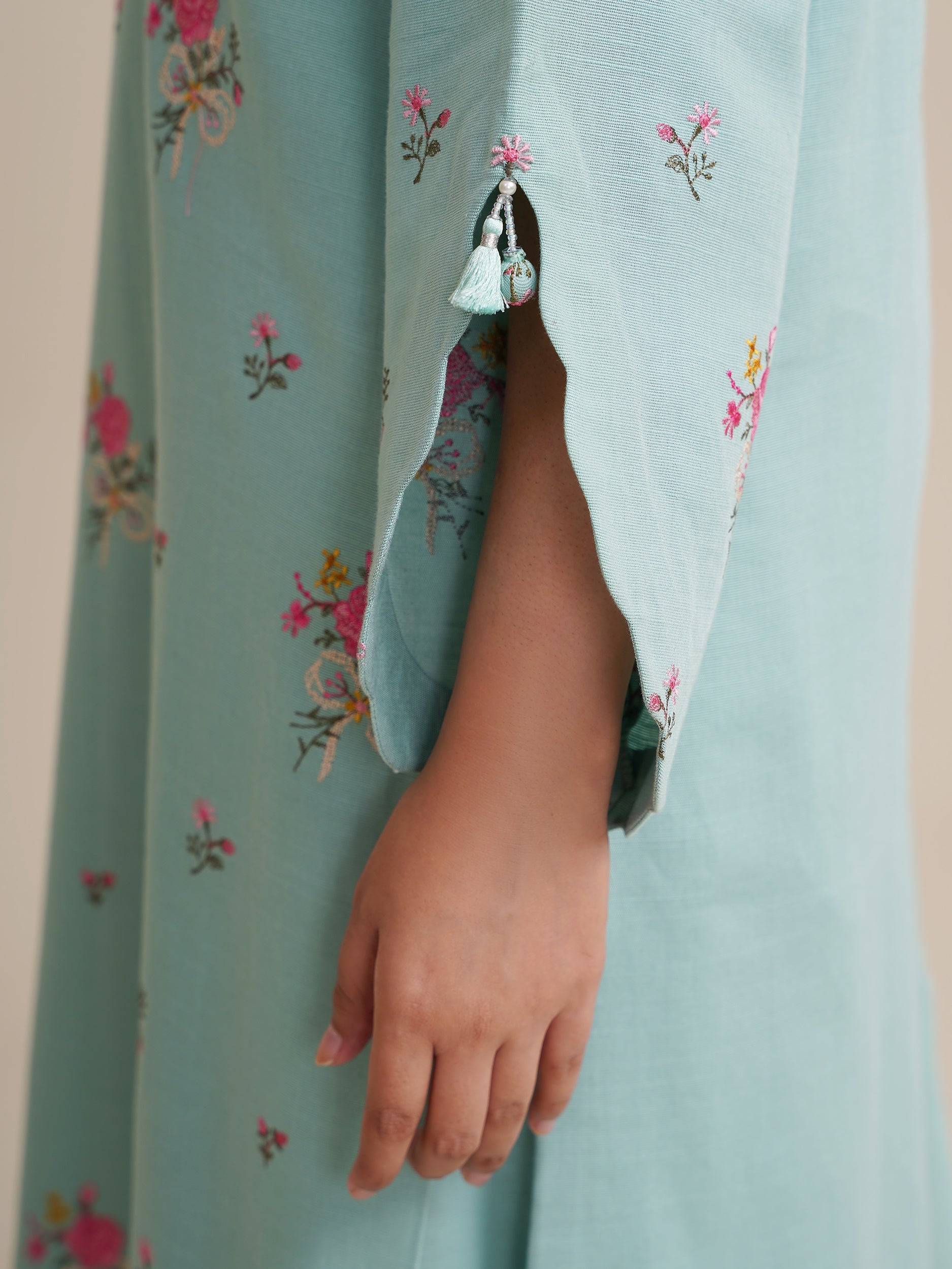 3 Piece - Embroidered Suit - C6385 - Shop Now at Kayseria