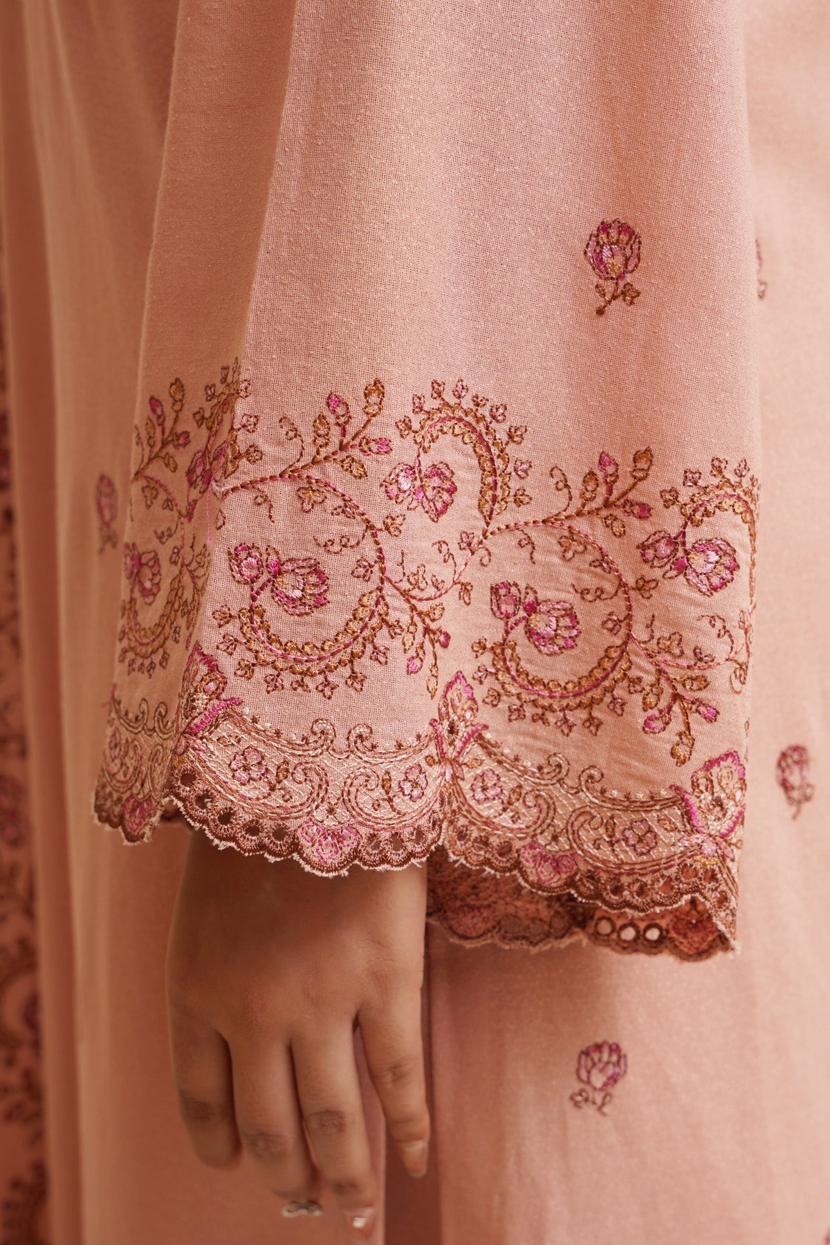 3 Piece - Embroidered Suit - C6400 - Shop Now at Kayseria