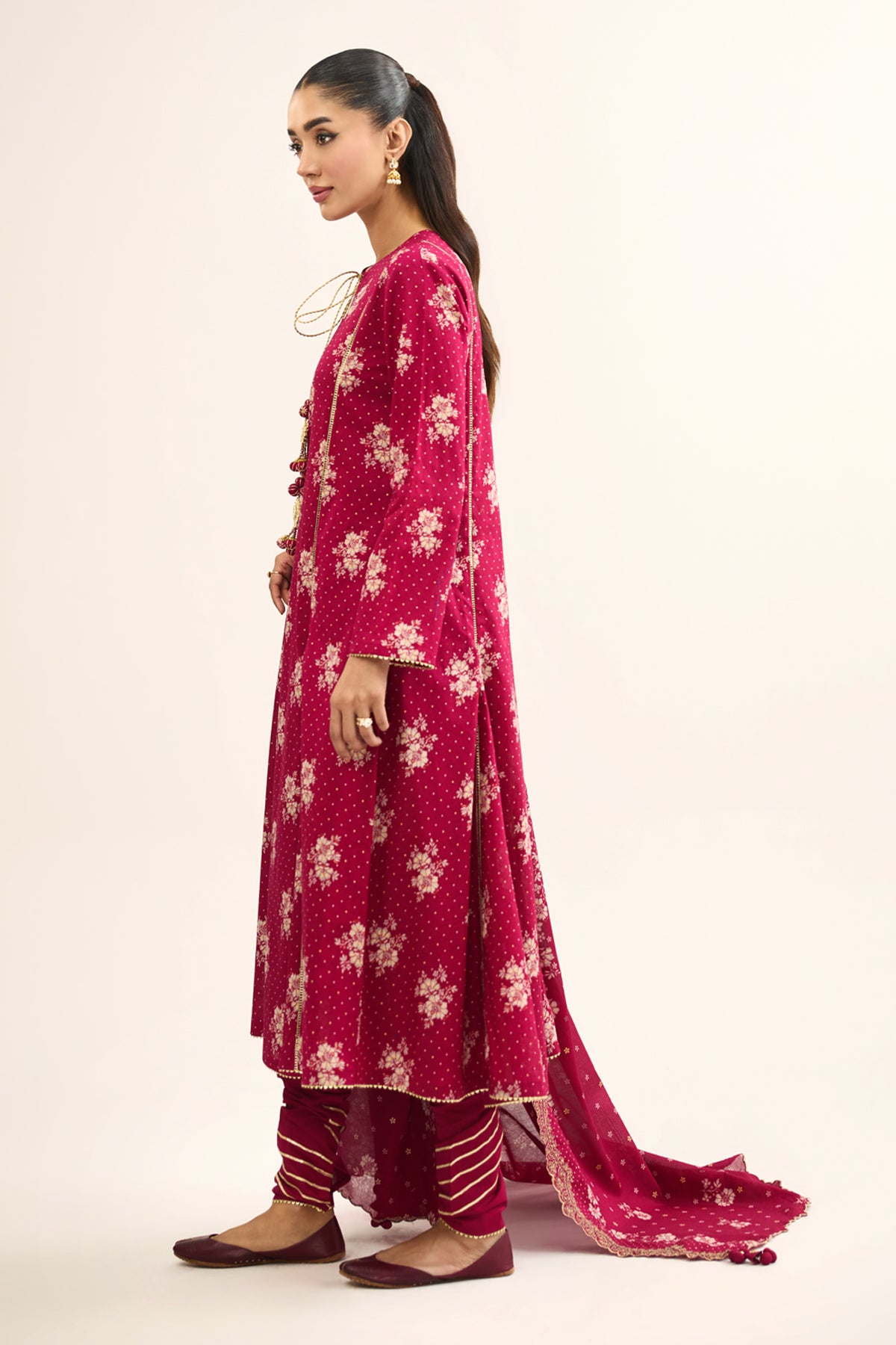 LAWN | EMBROIDERED - Shop Now at Kayseria