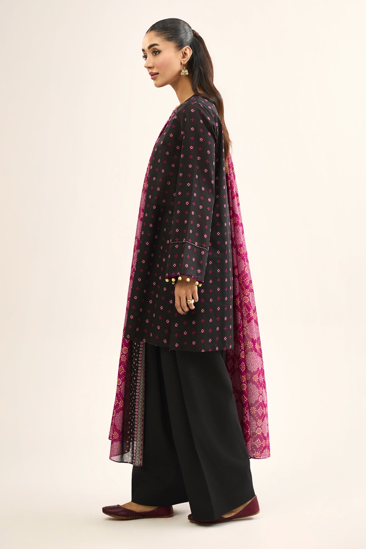LAWN | EMBROIDERED - Shop Now at Kayseria