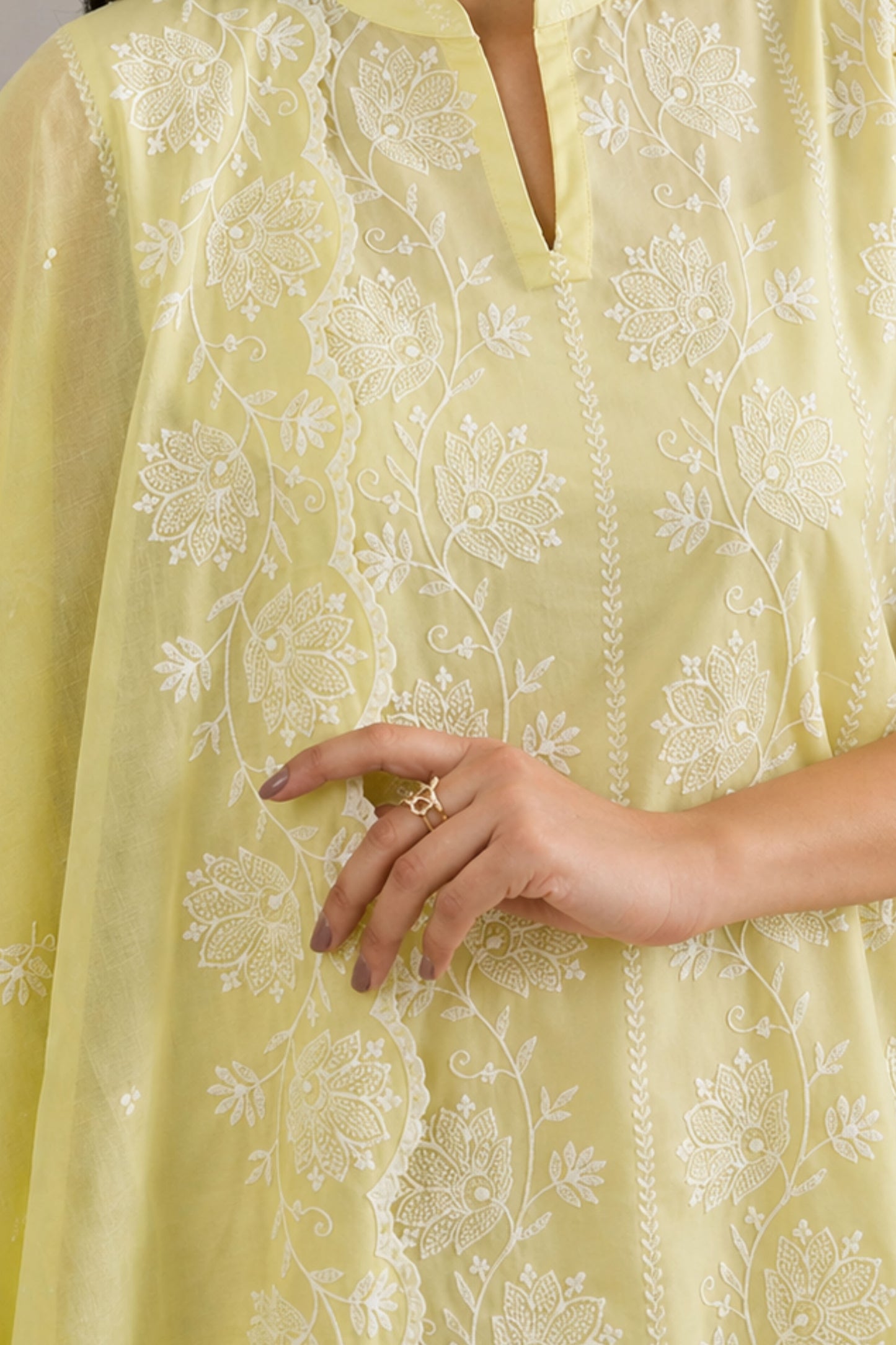 LAWN | EMBROIDERED