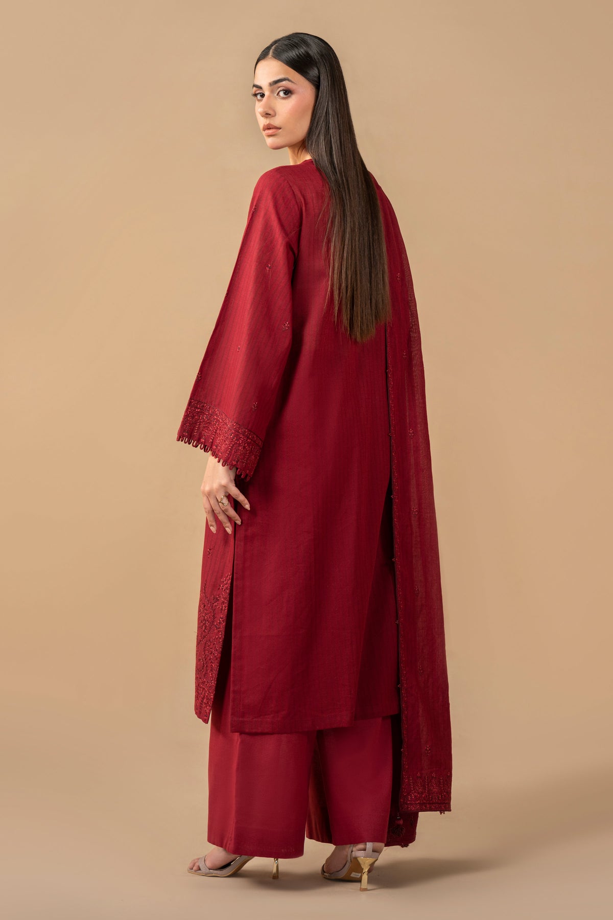 KHADDAR | EMBROIDERED