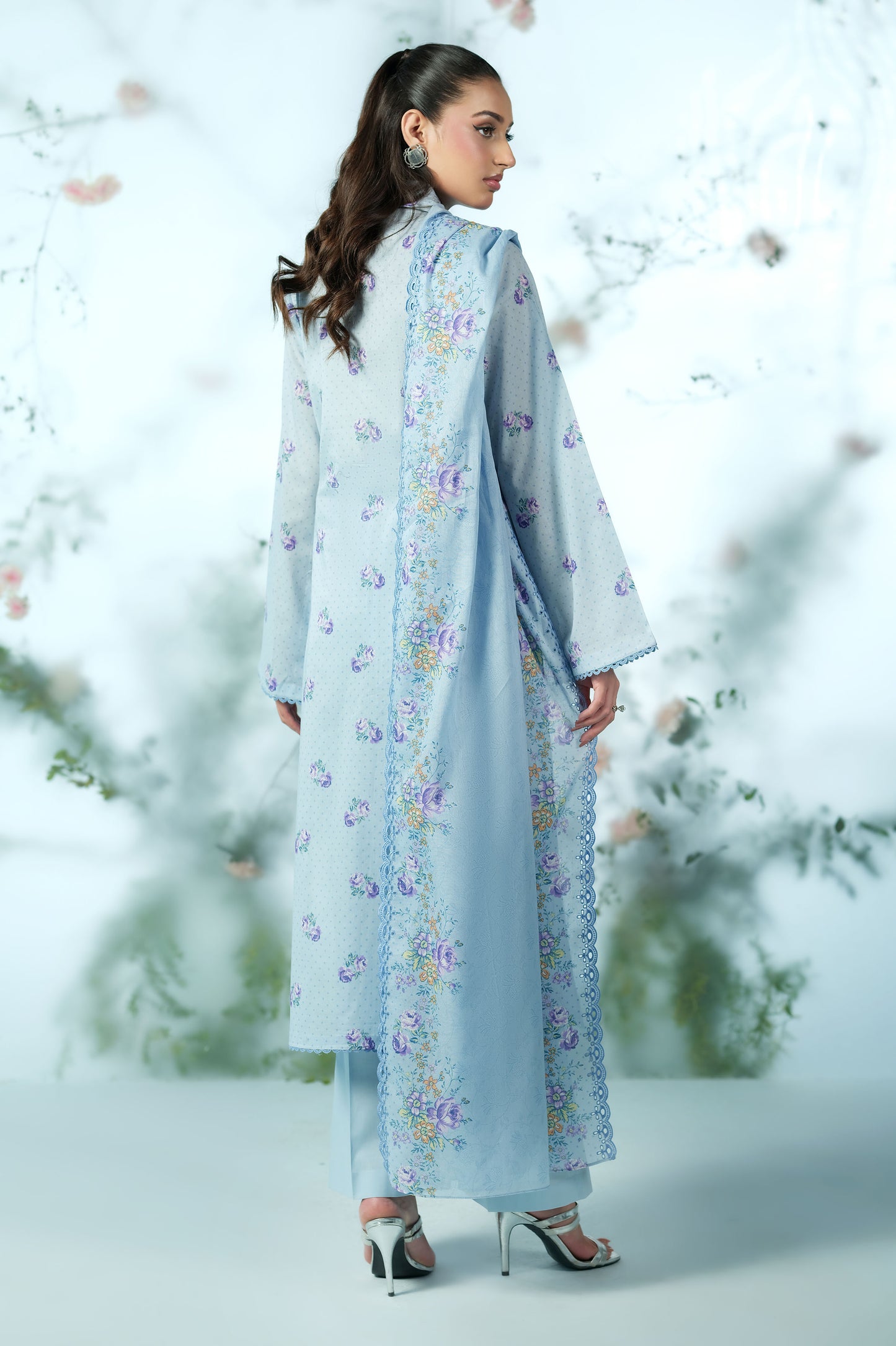 LAWN | EMBROIDERED