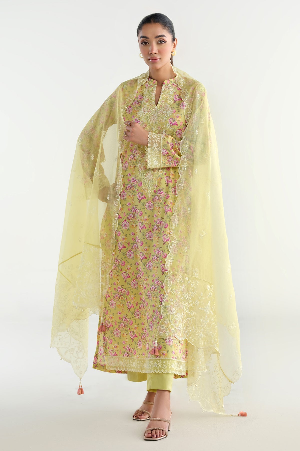 3 Piece - Embroidered Suit - C6290 - Shop Now at Kayseria