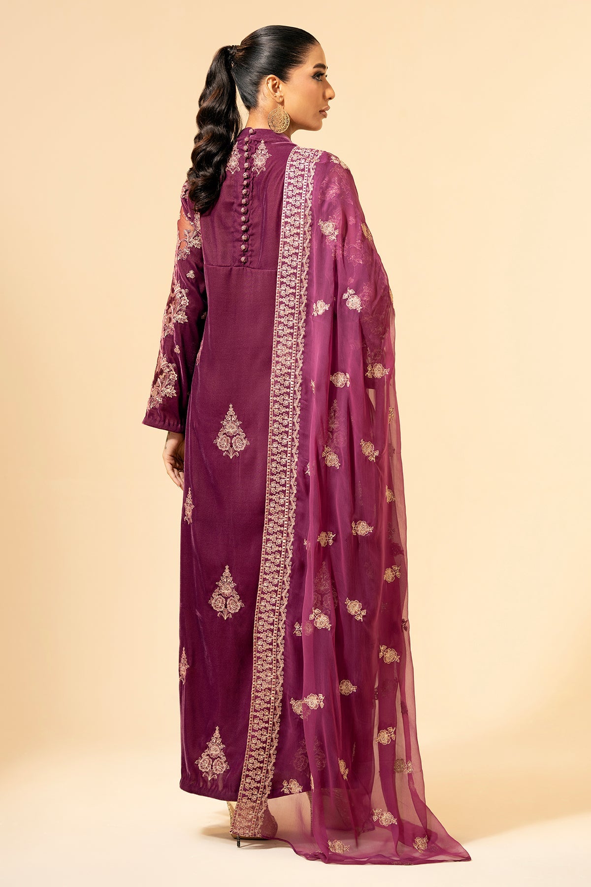 3 Piece - Embroidered Velvet Suit - E1469 - Shop Now at Kayseria