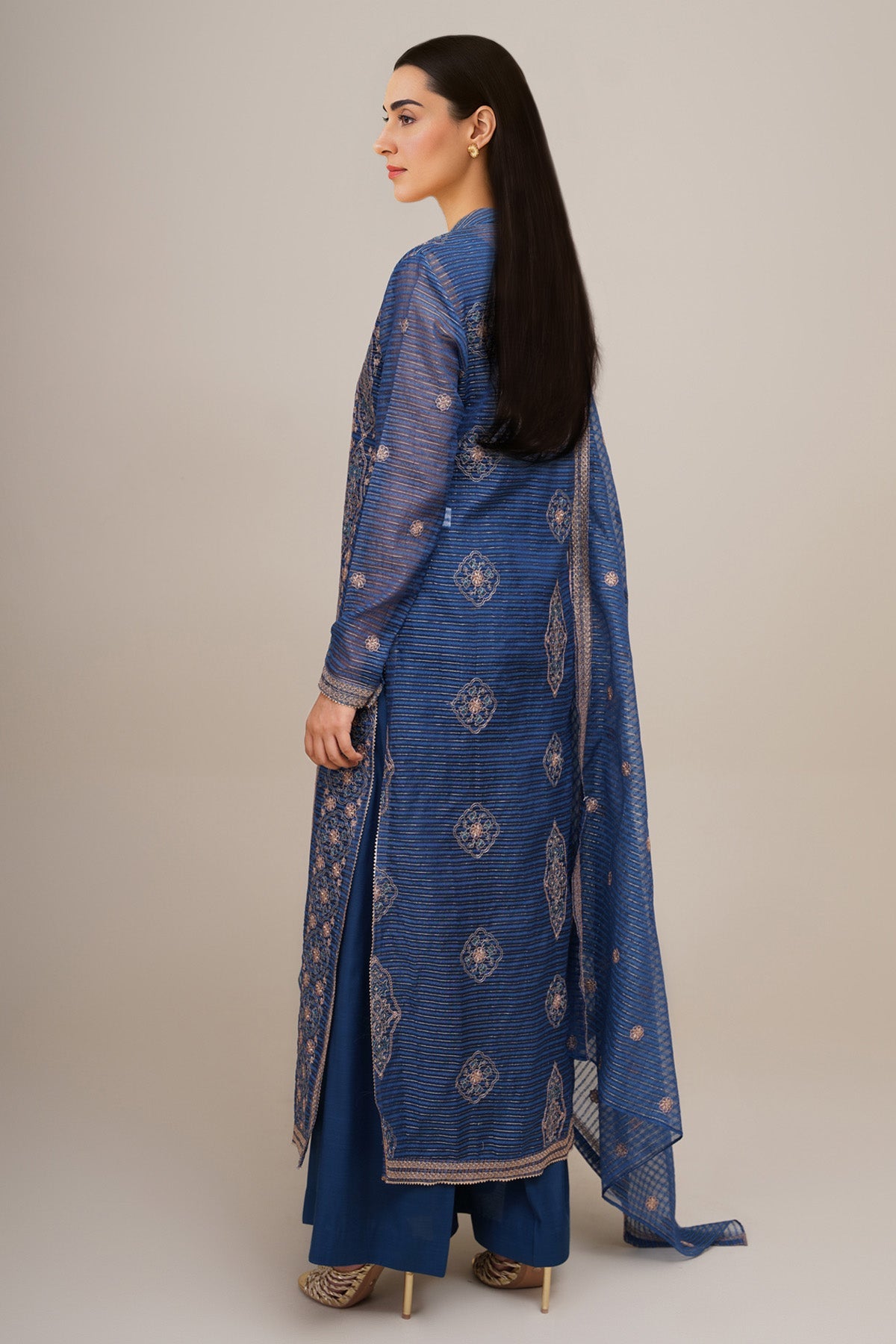 3 Piece - Embroidered Organza Suit - E1683 - Shop Now at Kayseria