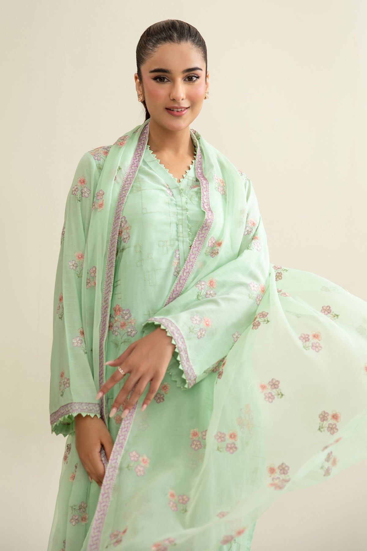 3 Piece - Embroidered  Shimmer Lawn Suit - E1694 - Shop Now at Kayseria