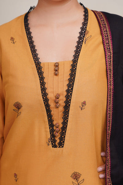 3 Piece - Embroidered Khaddar Suit - E1759 - Shop Now at Kayseria