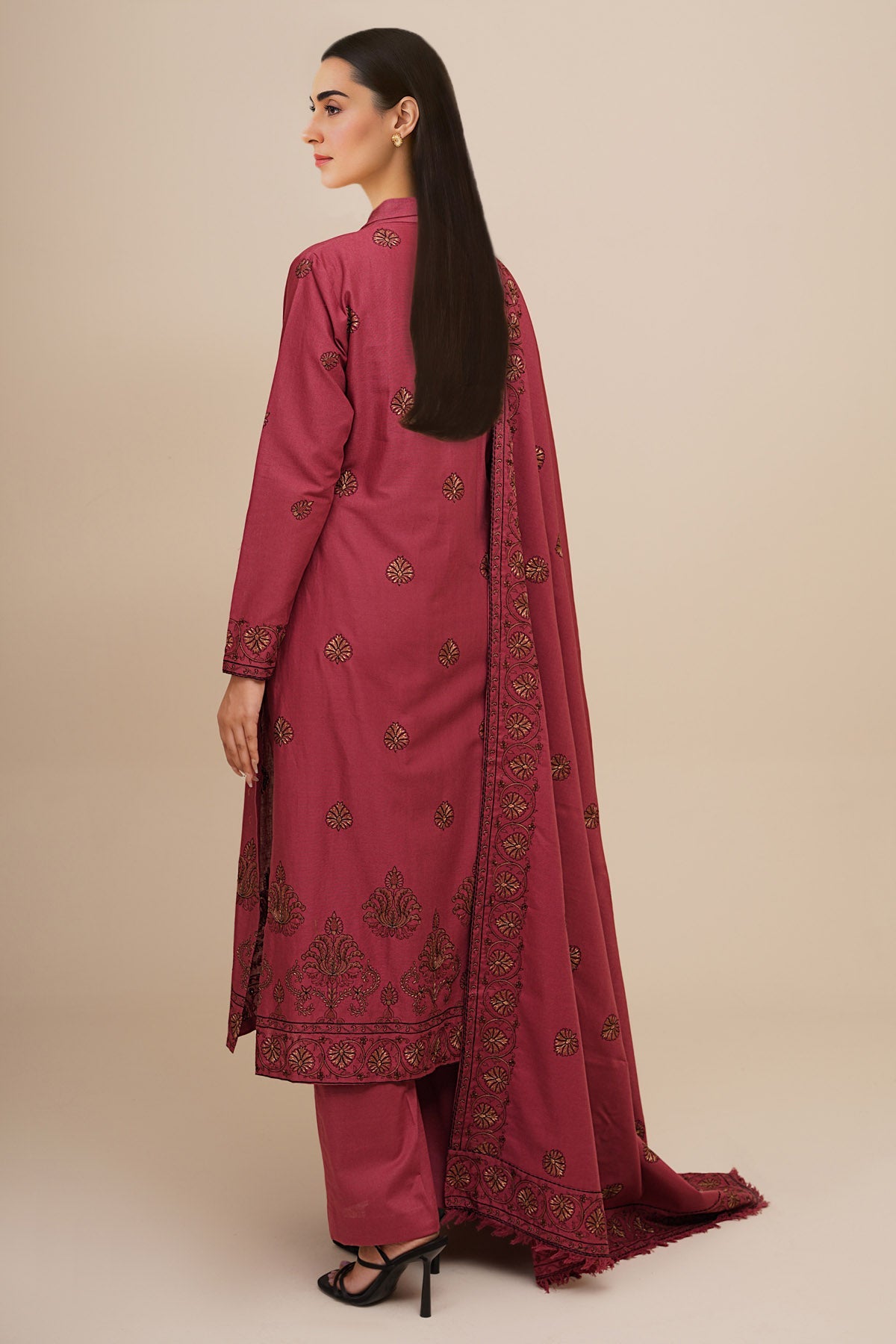 3 Piece - Embroidered Khaddar Suit - E1760 - Shop Now at Kayseria