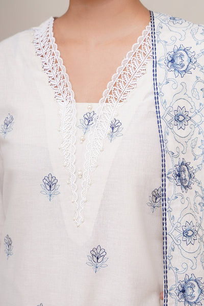 3 Piece - Embroidered Khaddar Suit - E1762 - Shop Now at Kayseria