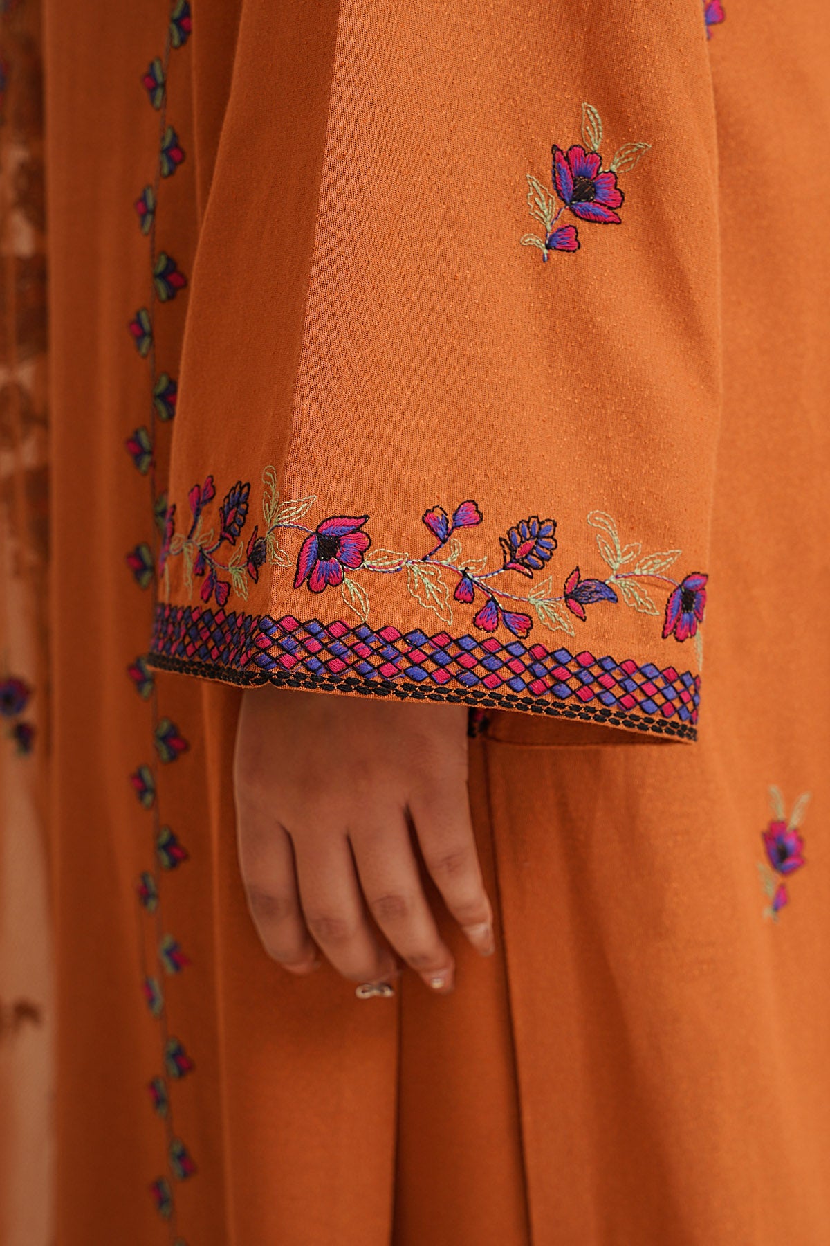 3 Piece - Embroidered Suit - E1772 - Shop Now at Kayseria