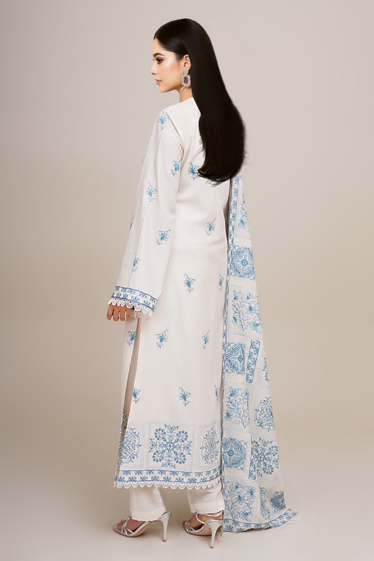 3 Piece - Embroidered Viscose Karandi Suit - E1779 - Shop Now at Kayseria