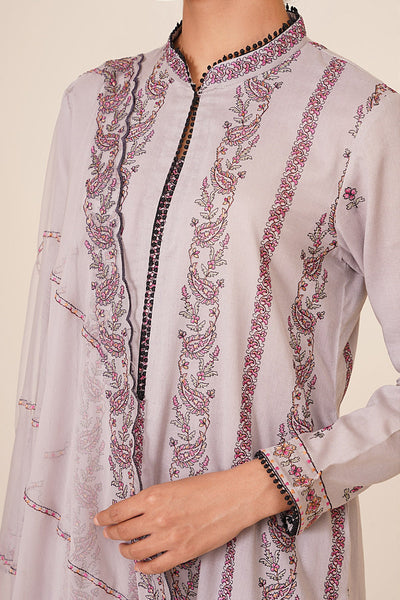 3 Piece - Embroidered Khaddar Suit - E1801 - Shop Now at Kayseria