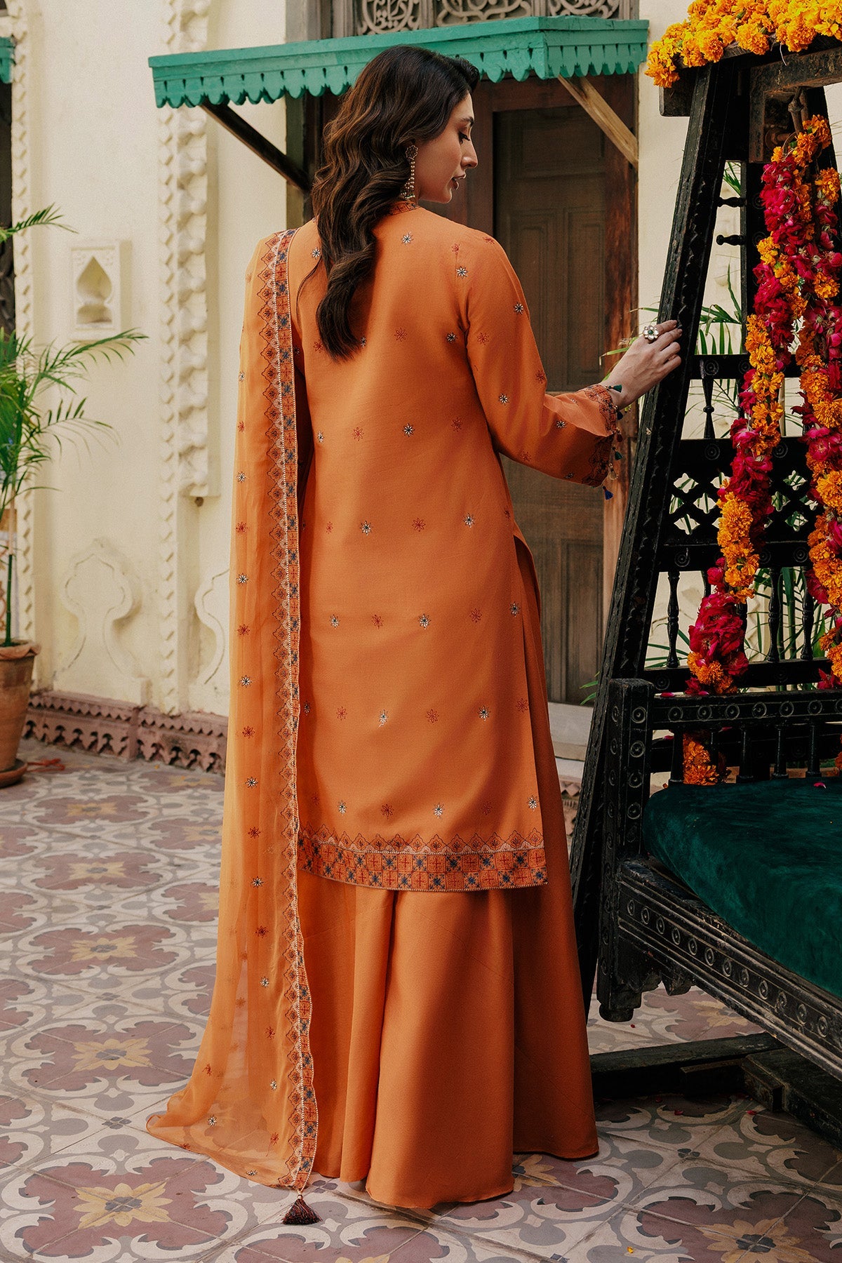 3 Piece - Embroidered Khaddar Suit - E1805 - Shop Now at Kayseria