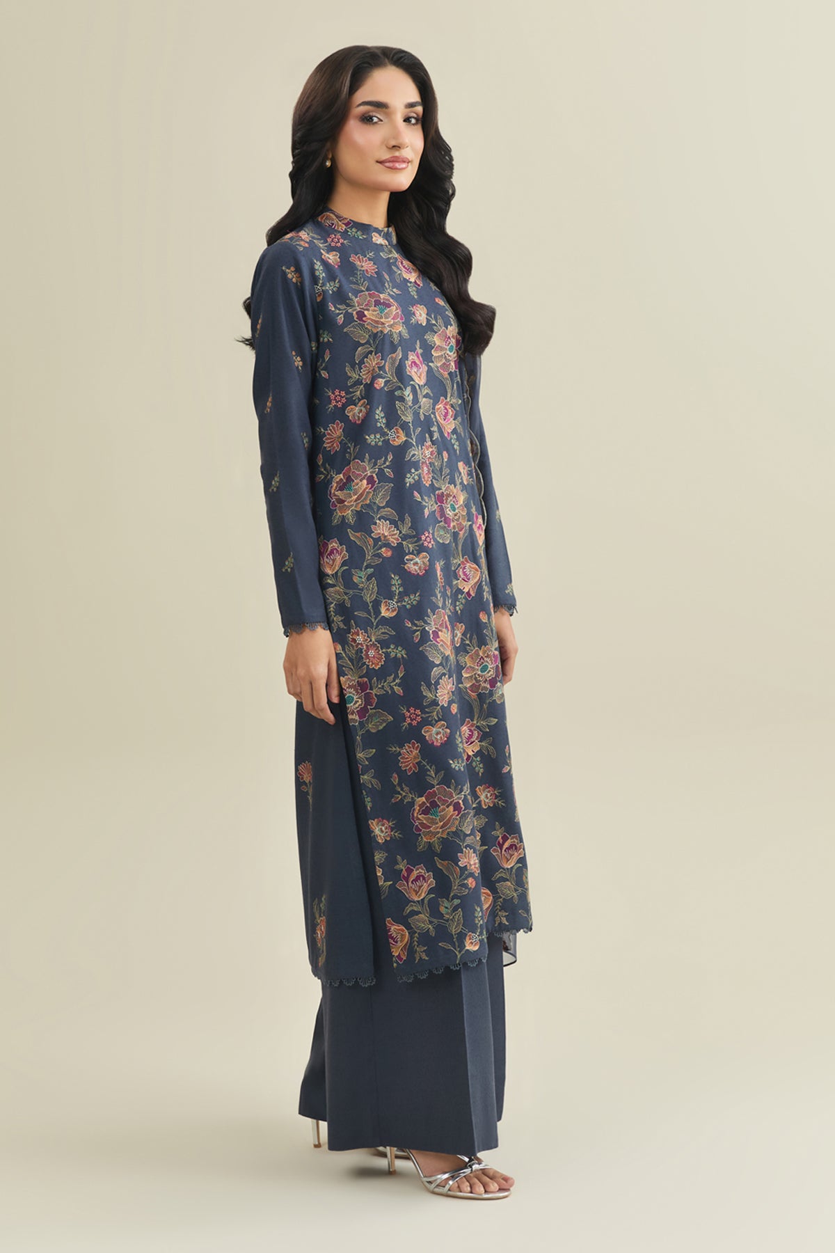 3 Piece - Embroidered Viscose Karandi Suit - E1839 - Shop Now at Kayseria