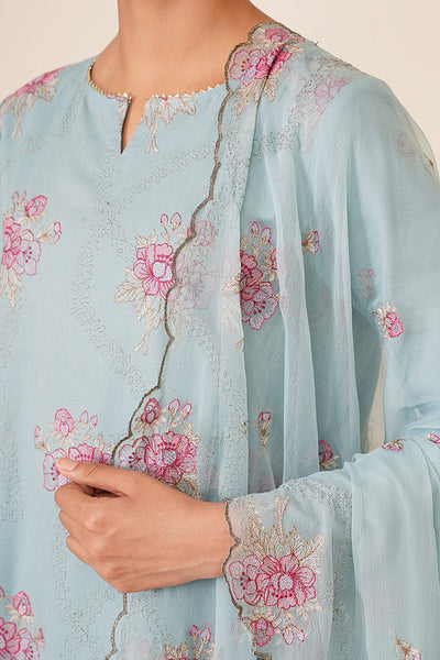 3 Piece - Embroidered Khaddar Suit - E1840 - Shop Now at Kayseria
