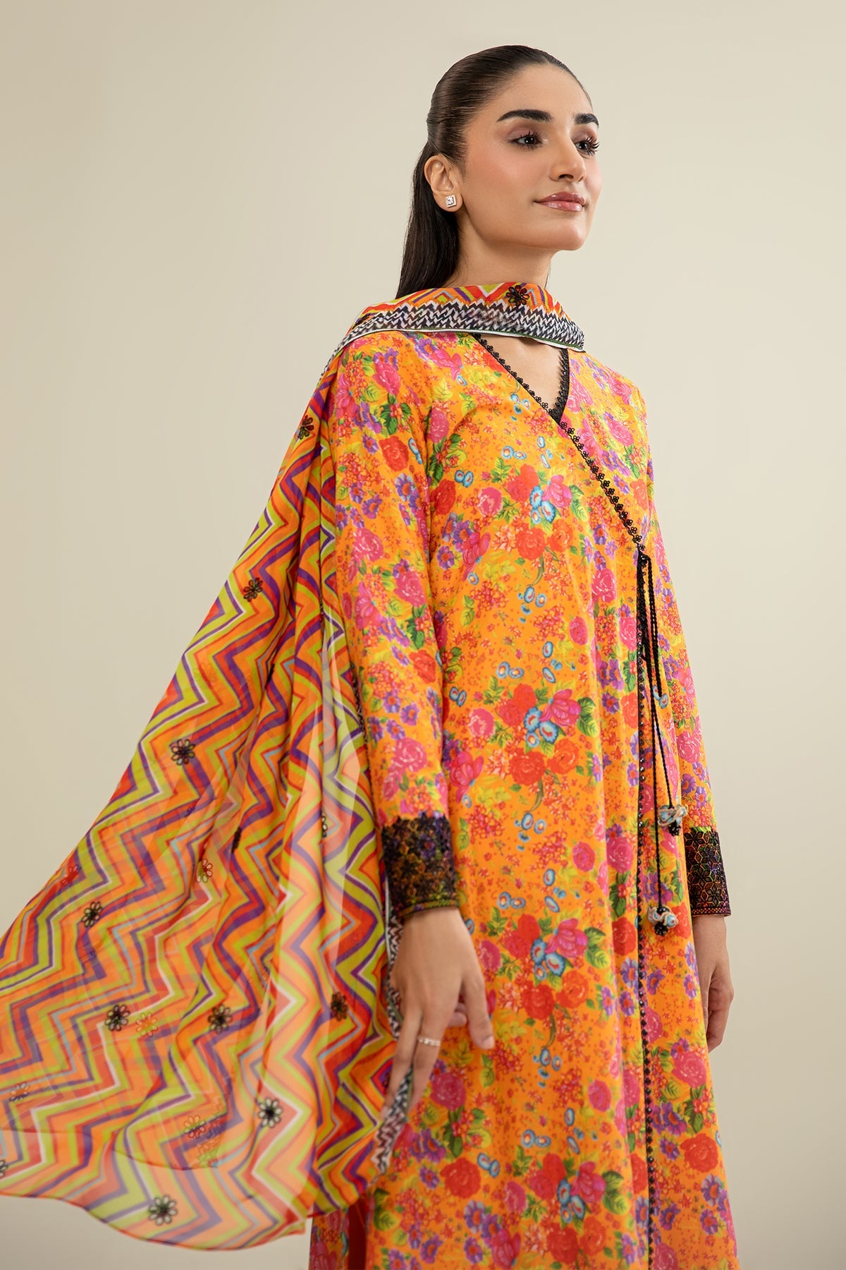 3 Piece - Printed & Embroidered Cotton Lawn Suit - E1912 - Shop Now at Kayseria