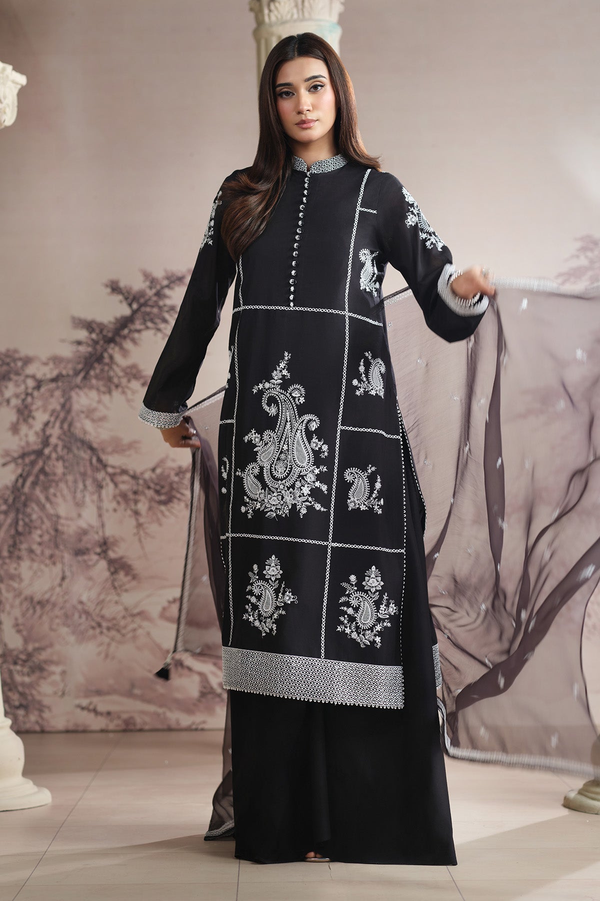 LAWN | EMBROIDERED - Shop Now at Kayseria