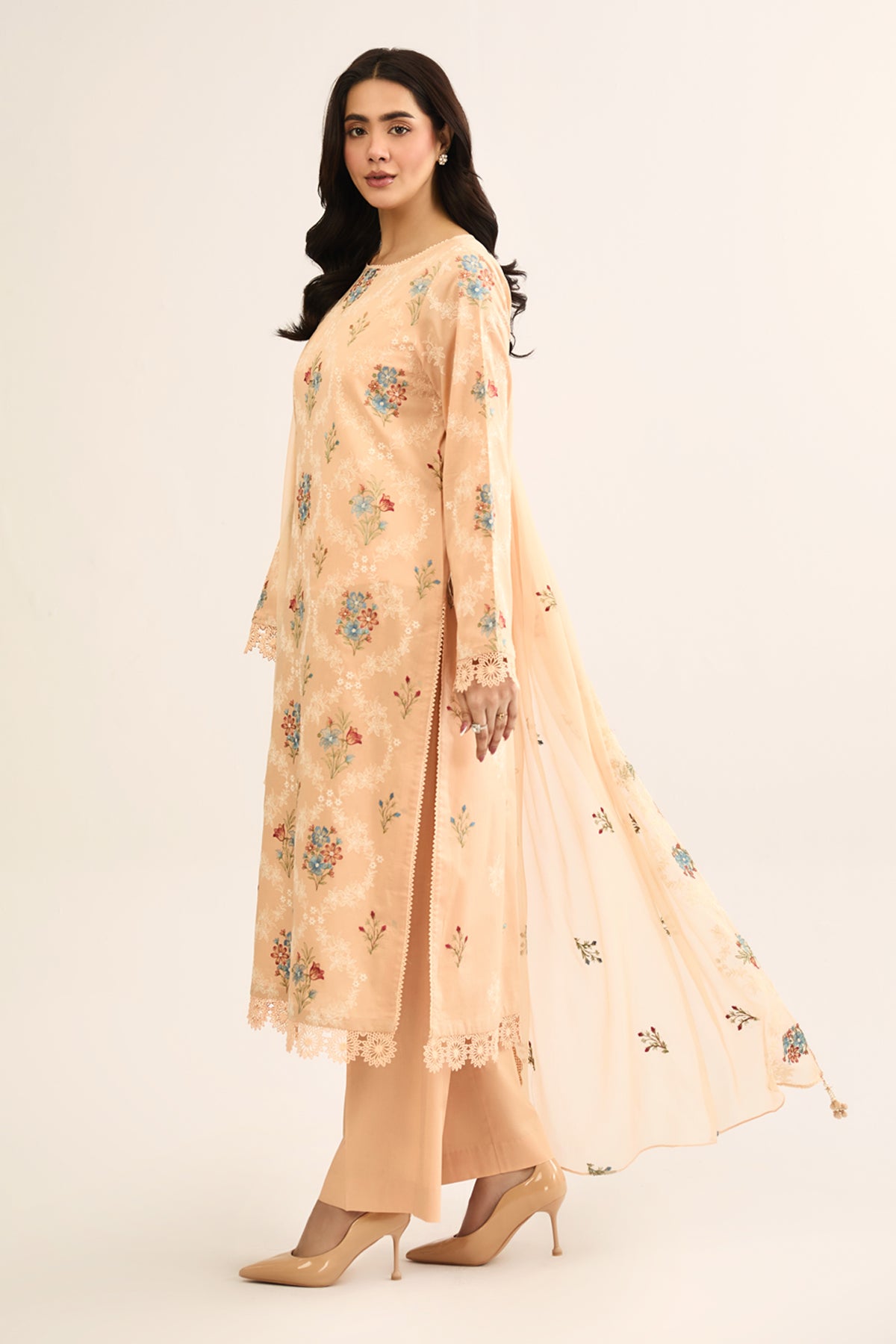 LAWN | EMBROIDERED - Shop Now at Kayseria