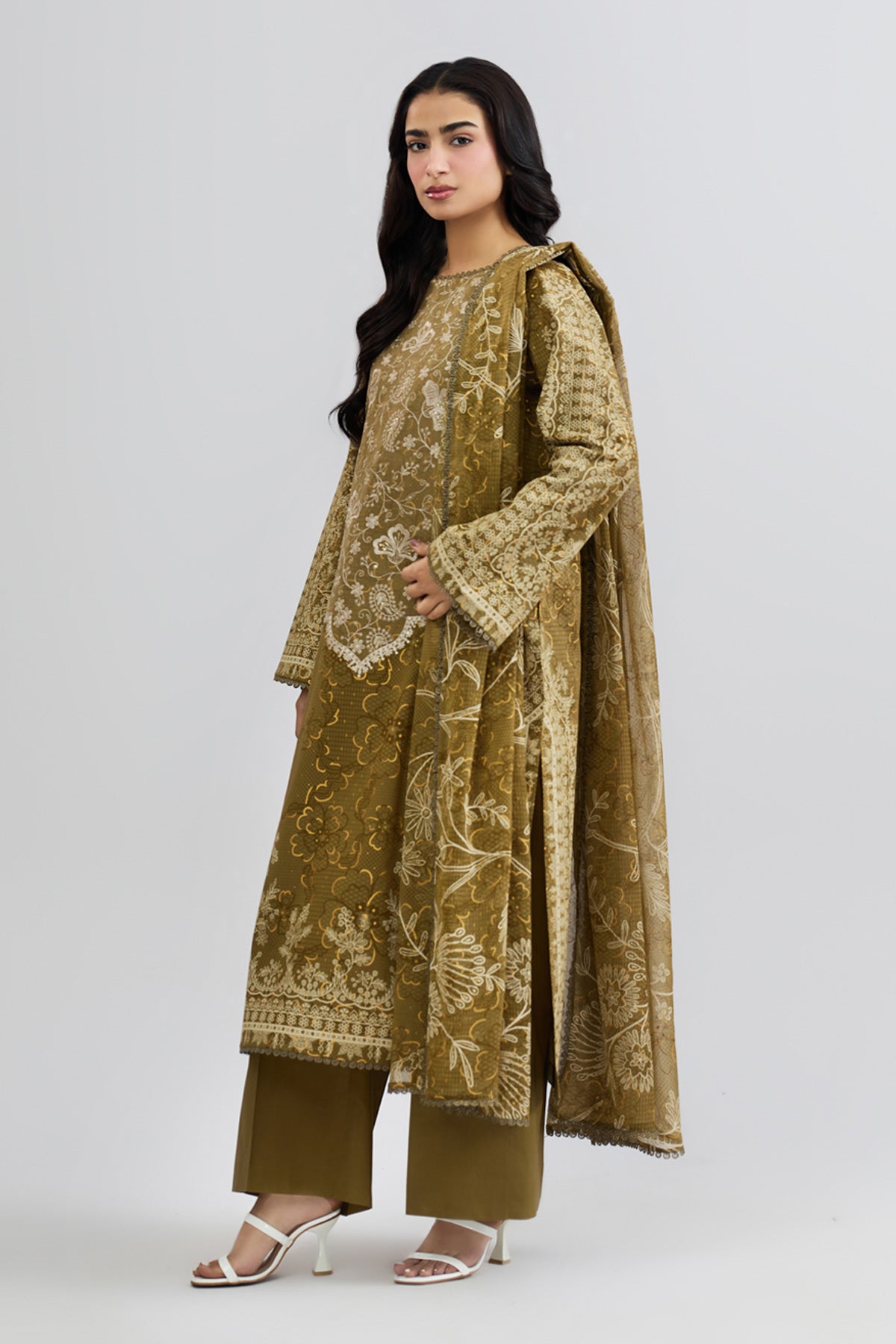LAWN | EMBROIDERED - Shop Now at Kayseria
