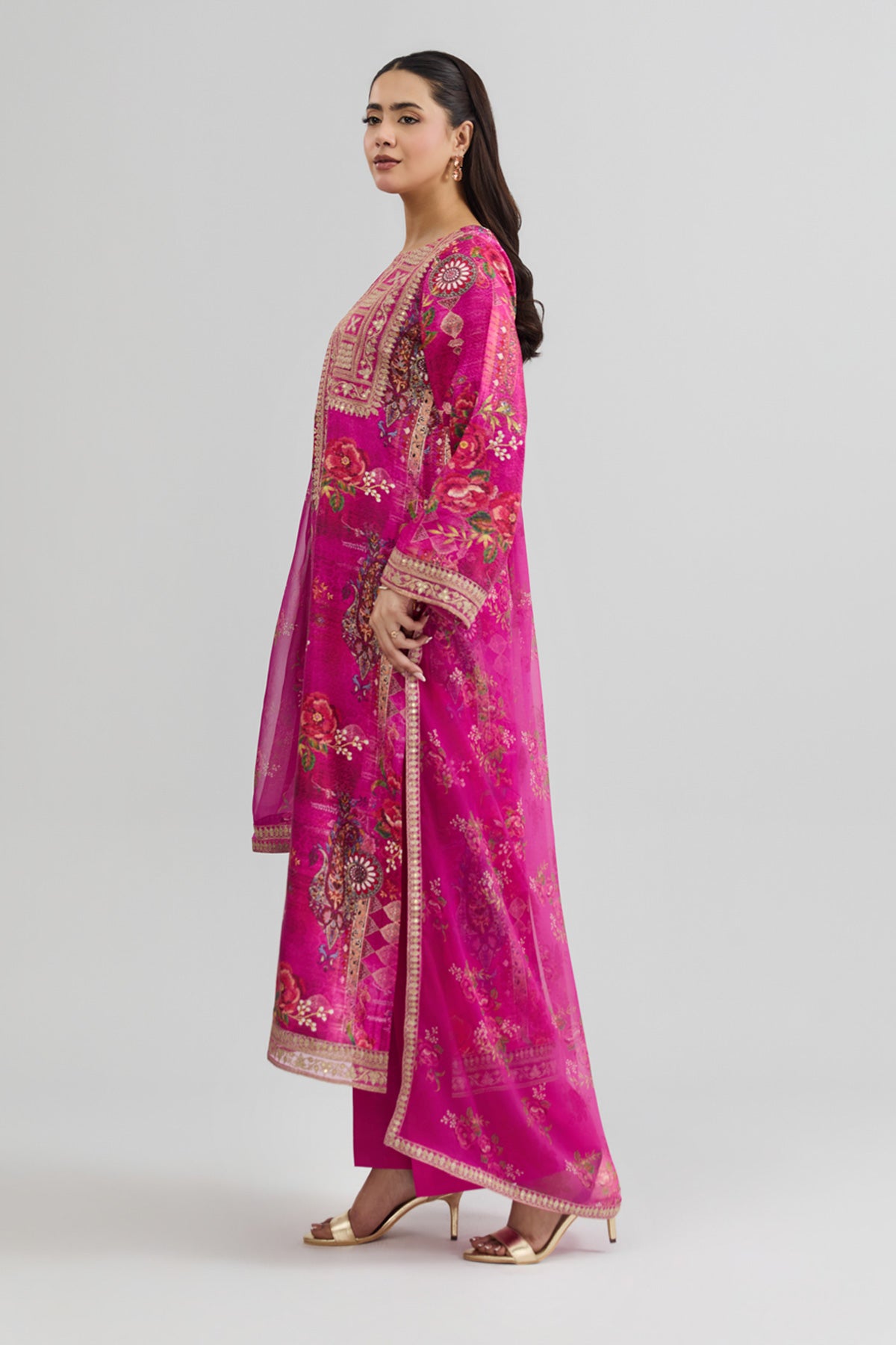 JACQUARD | EMBROIDERED