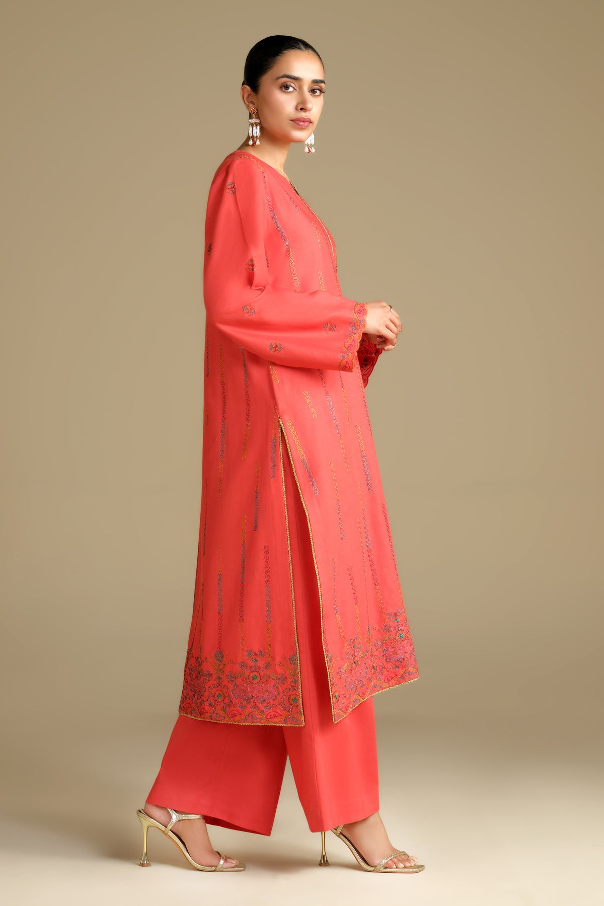 KHADDAR | EMBROIDERED