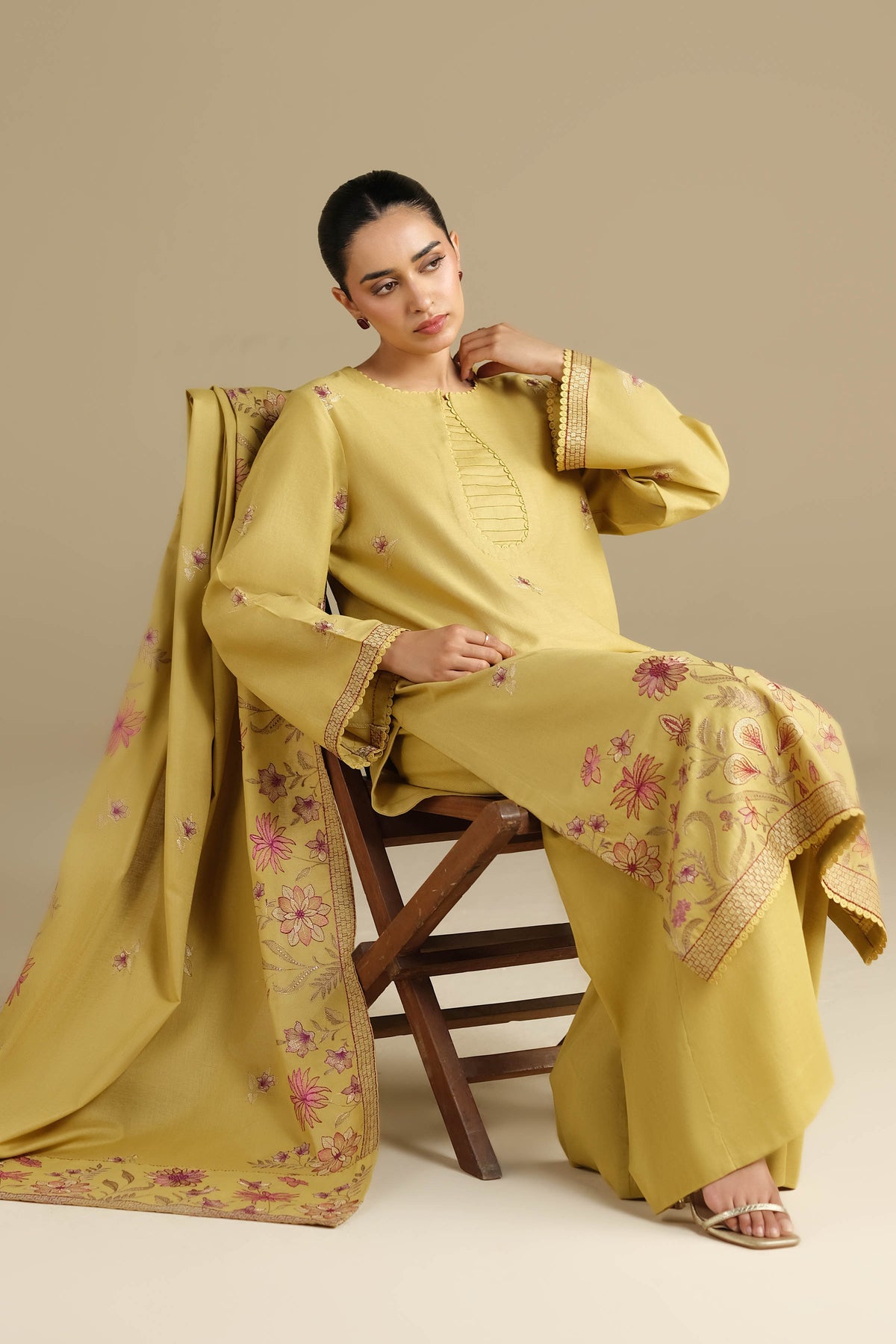 KHADDAR | EMBROIDERED