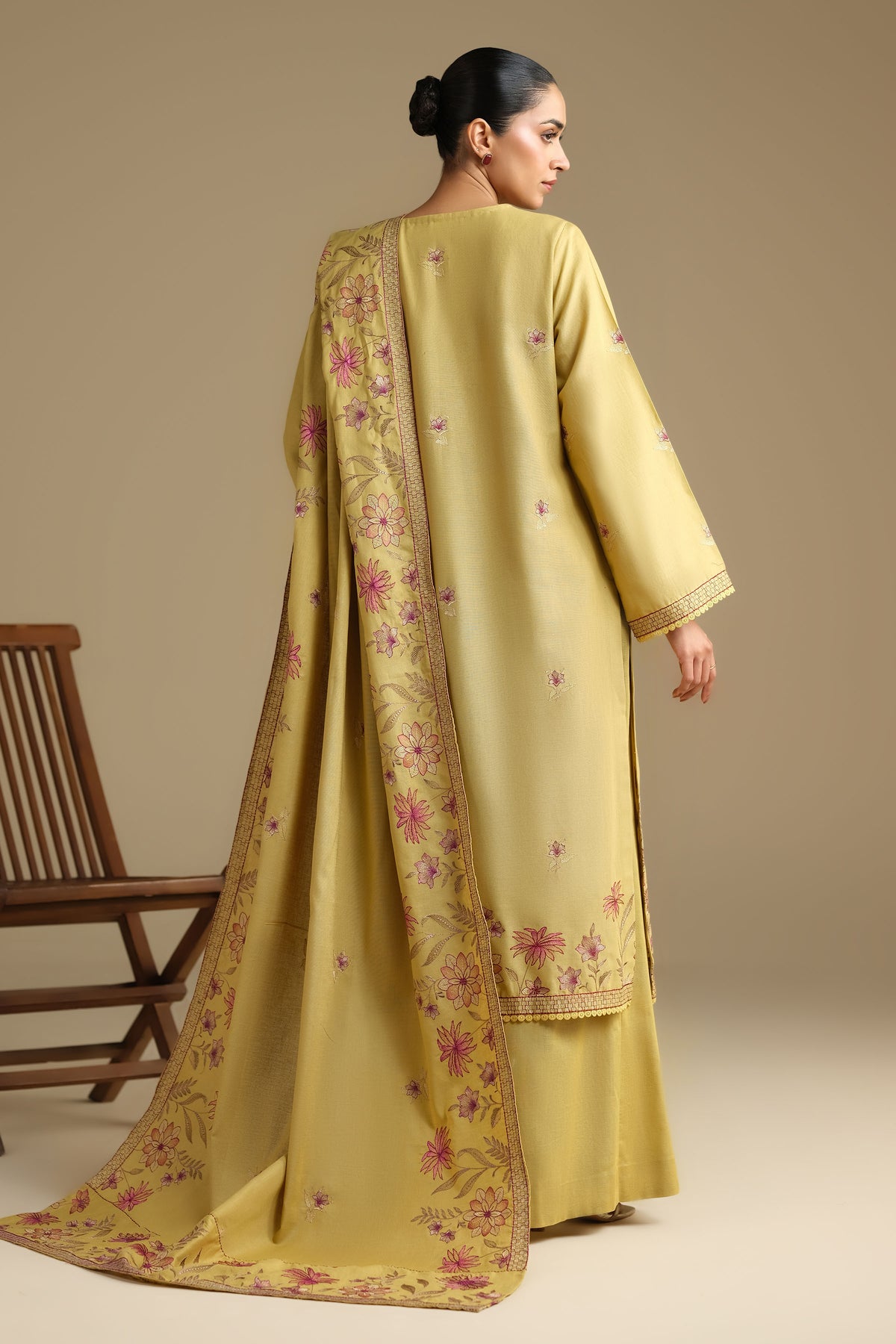 KHADDAR | EMBROIDERED