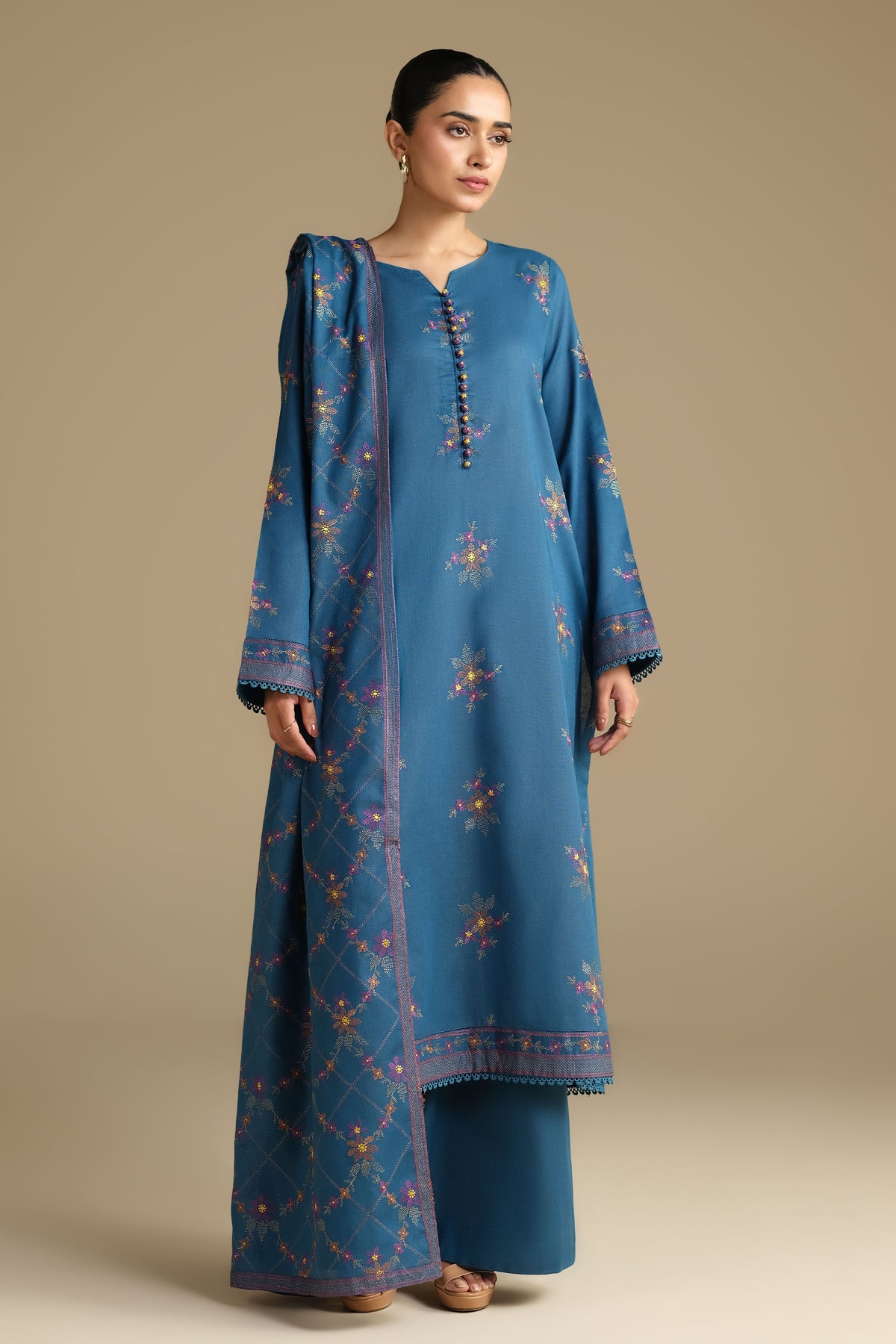 KHADDAR | EMBROIDERED