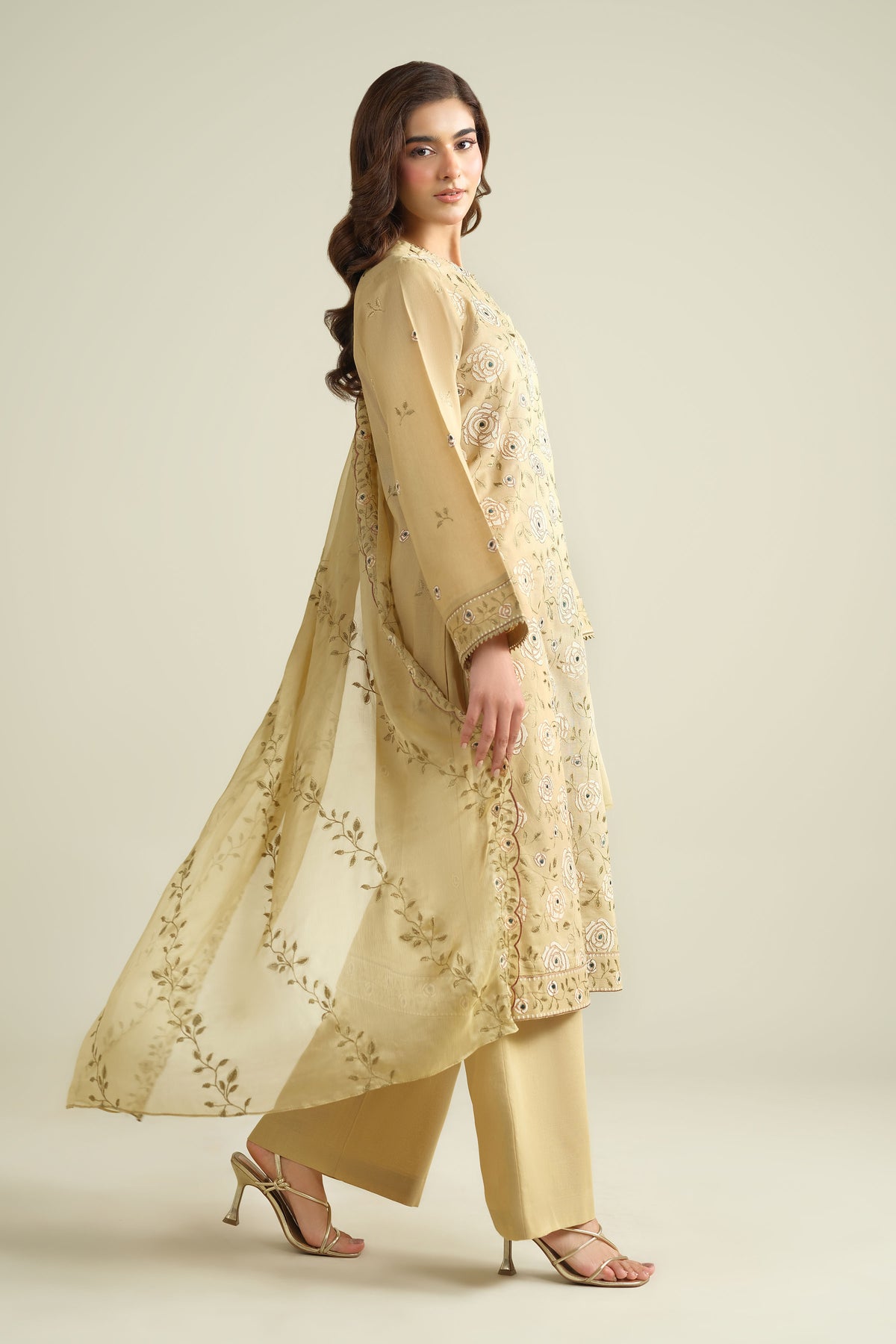 KHADDAR | EMBROIDERED