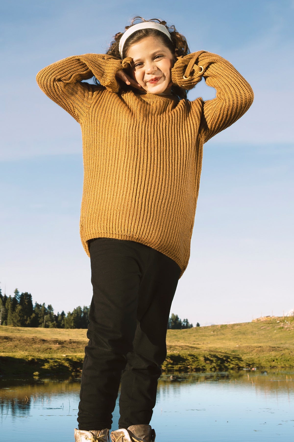 Crew Neck Sweater - GS605424 - Shop Now at Leisure Club