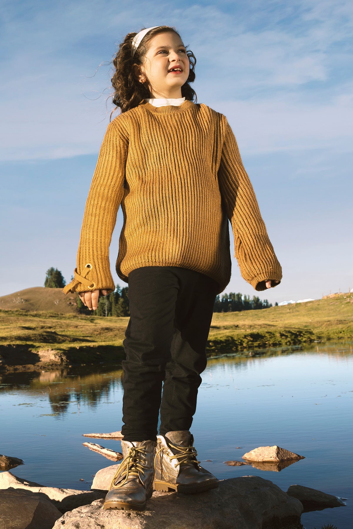 Crew Neck Sweater - GS605424 - Shop Now at Leisure Club