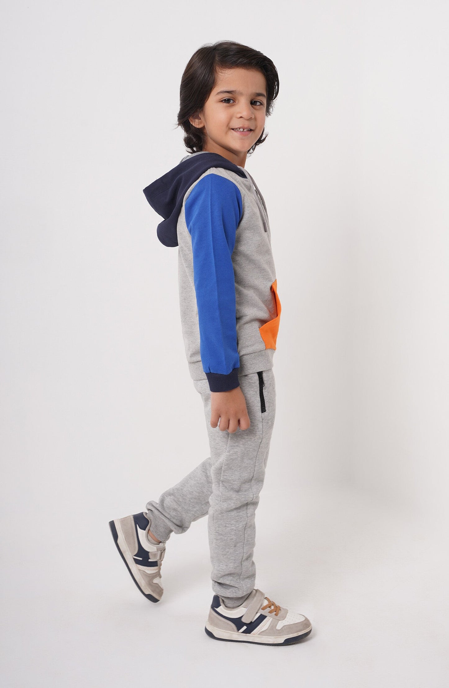 Color Block Hoodie - IBHK609424 - Shop Now at Leisure Club